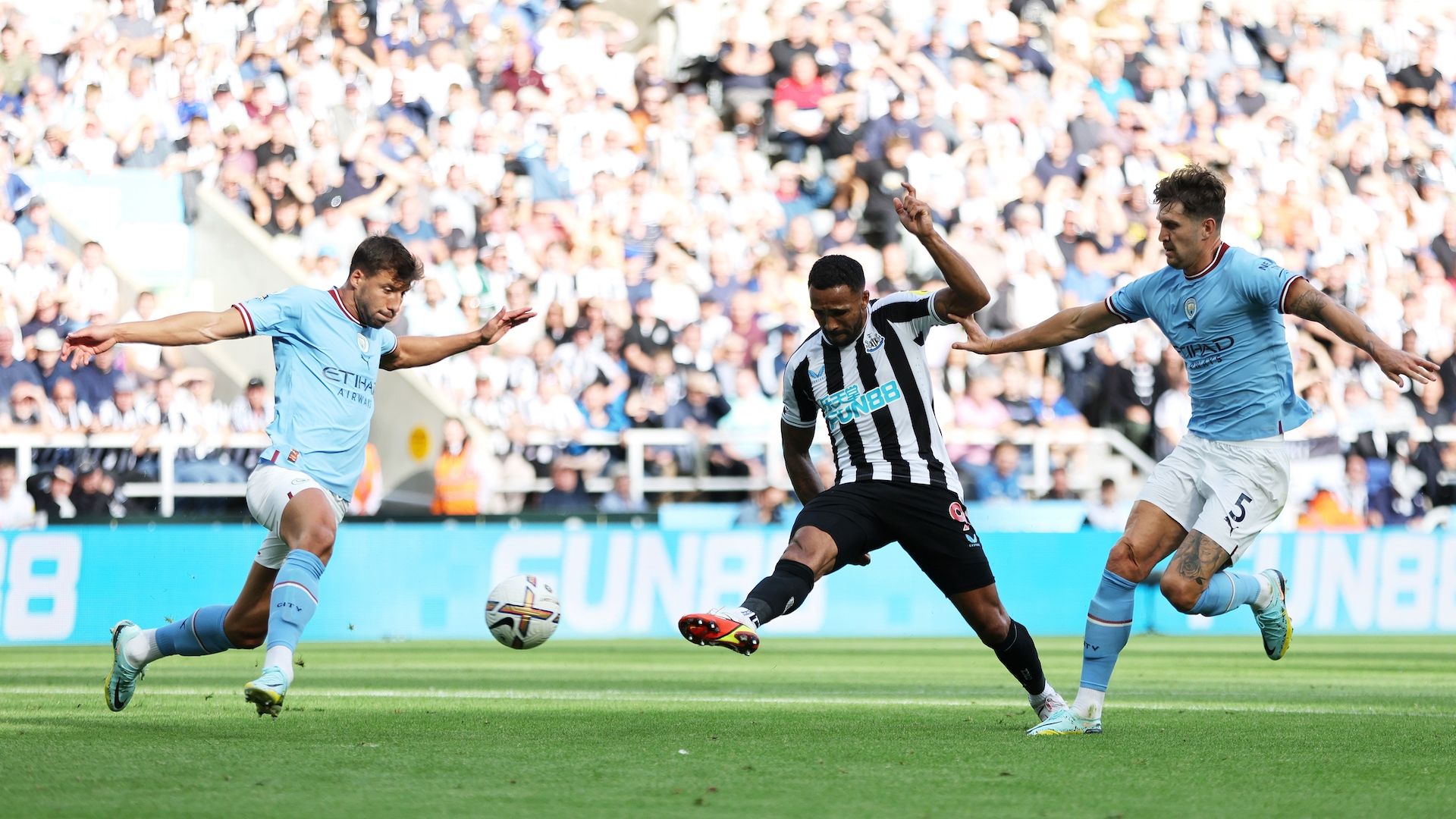 Manchester CityNewcastle United