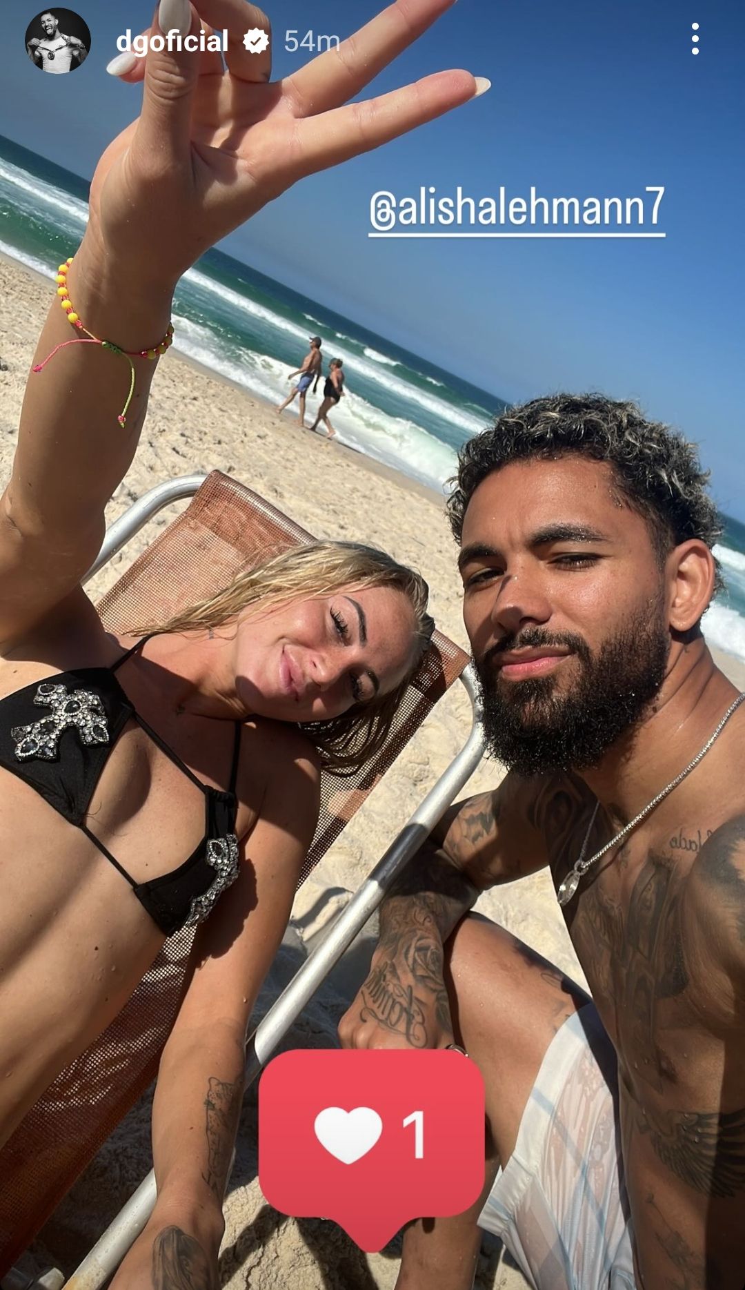 Douglas Luiz Alisha Lehmann holiday
