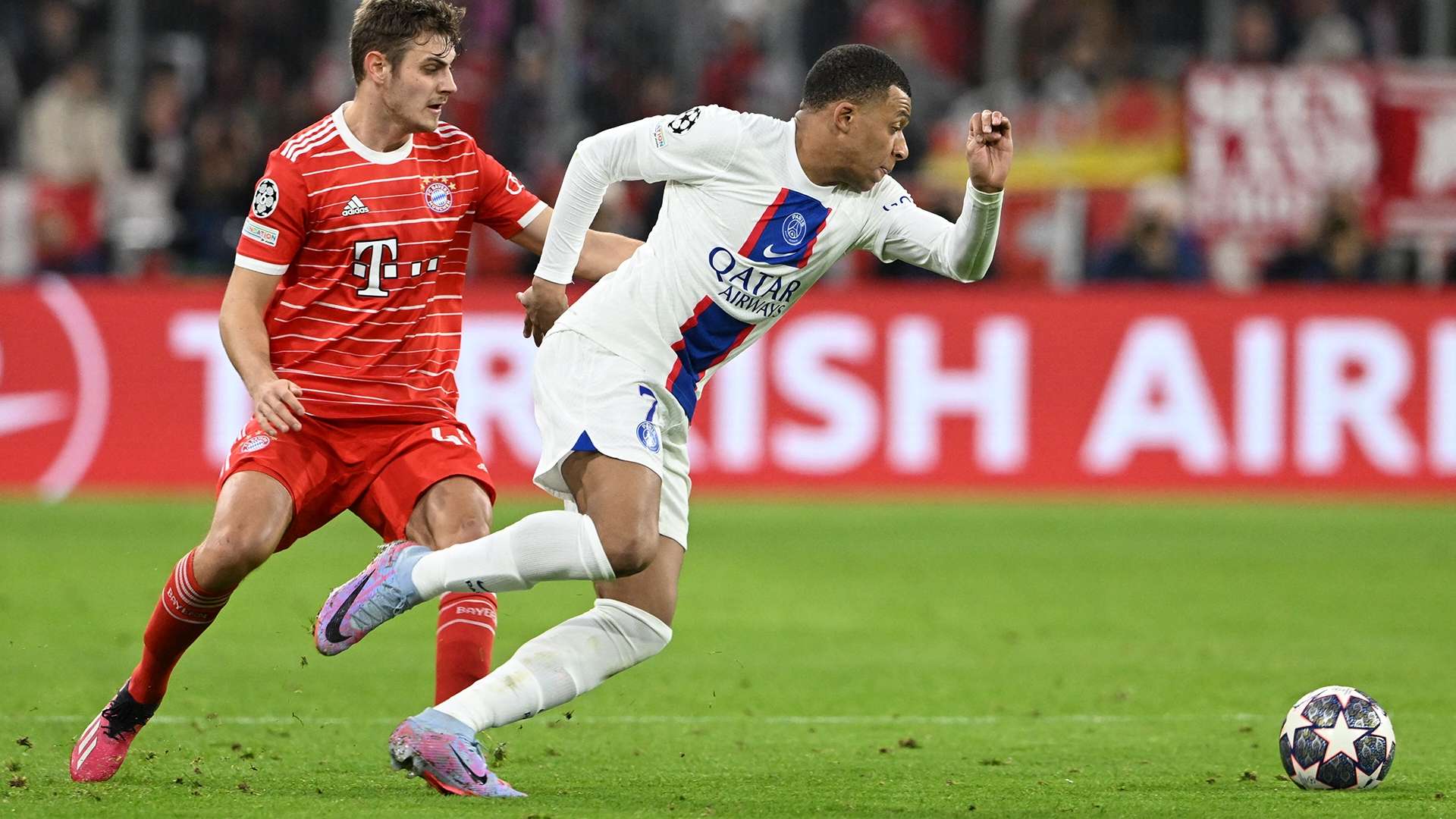 Kylian Mbappe turn Bayern Munich PSG Champions League 2022-23