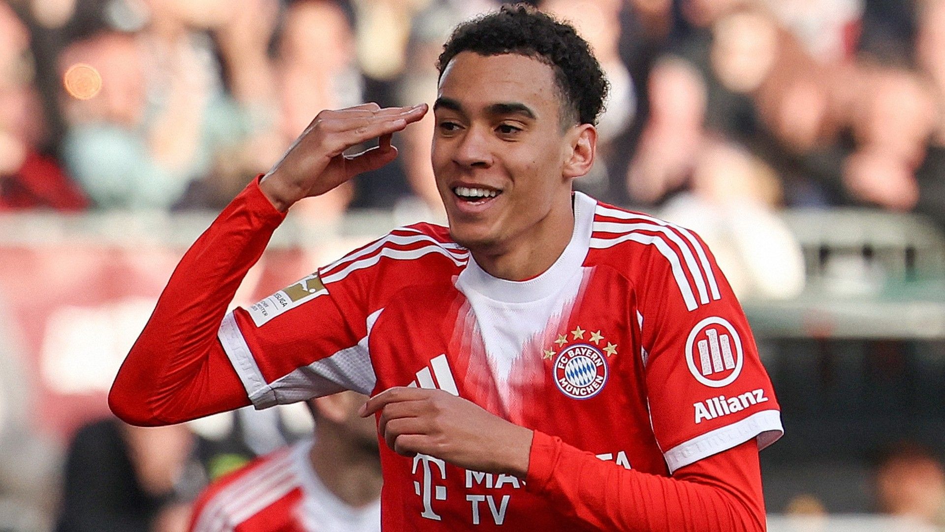 JAMAL MUSIALA BAYERN MÜNCHEN 