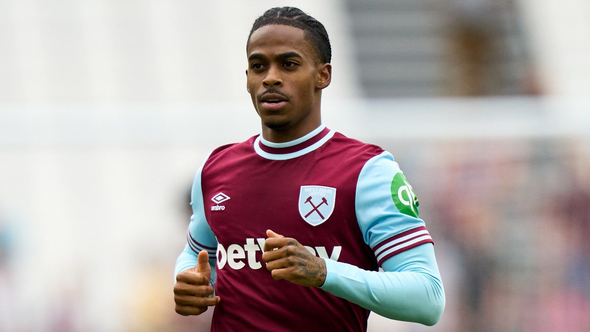 Crysencio Summerville West Ham 2024-25