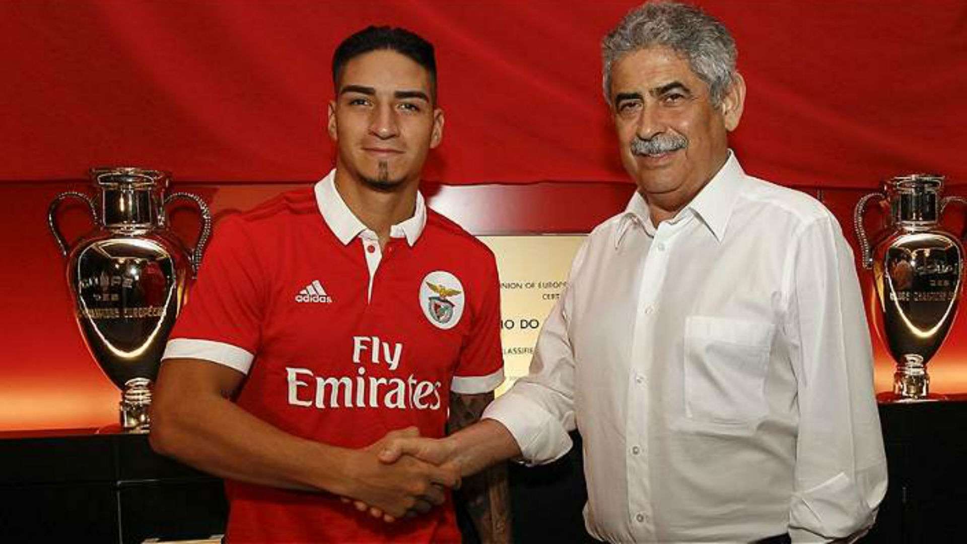 Cristian Benfica nuevo fichaje de Benfica