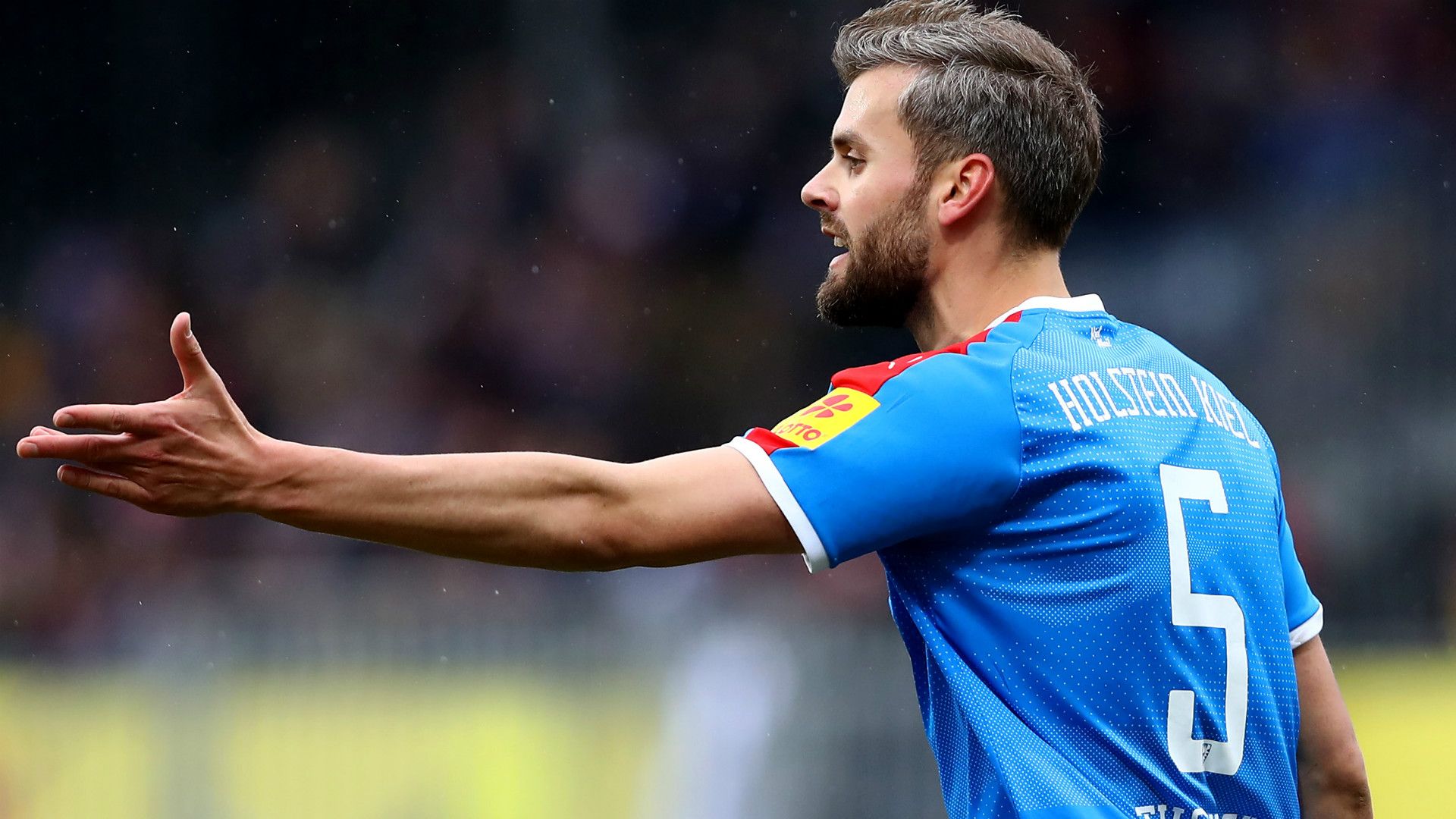 STEFAN THESKER HOLSTEIN KIEL