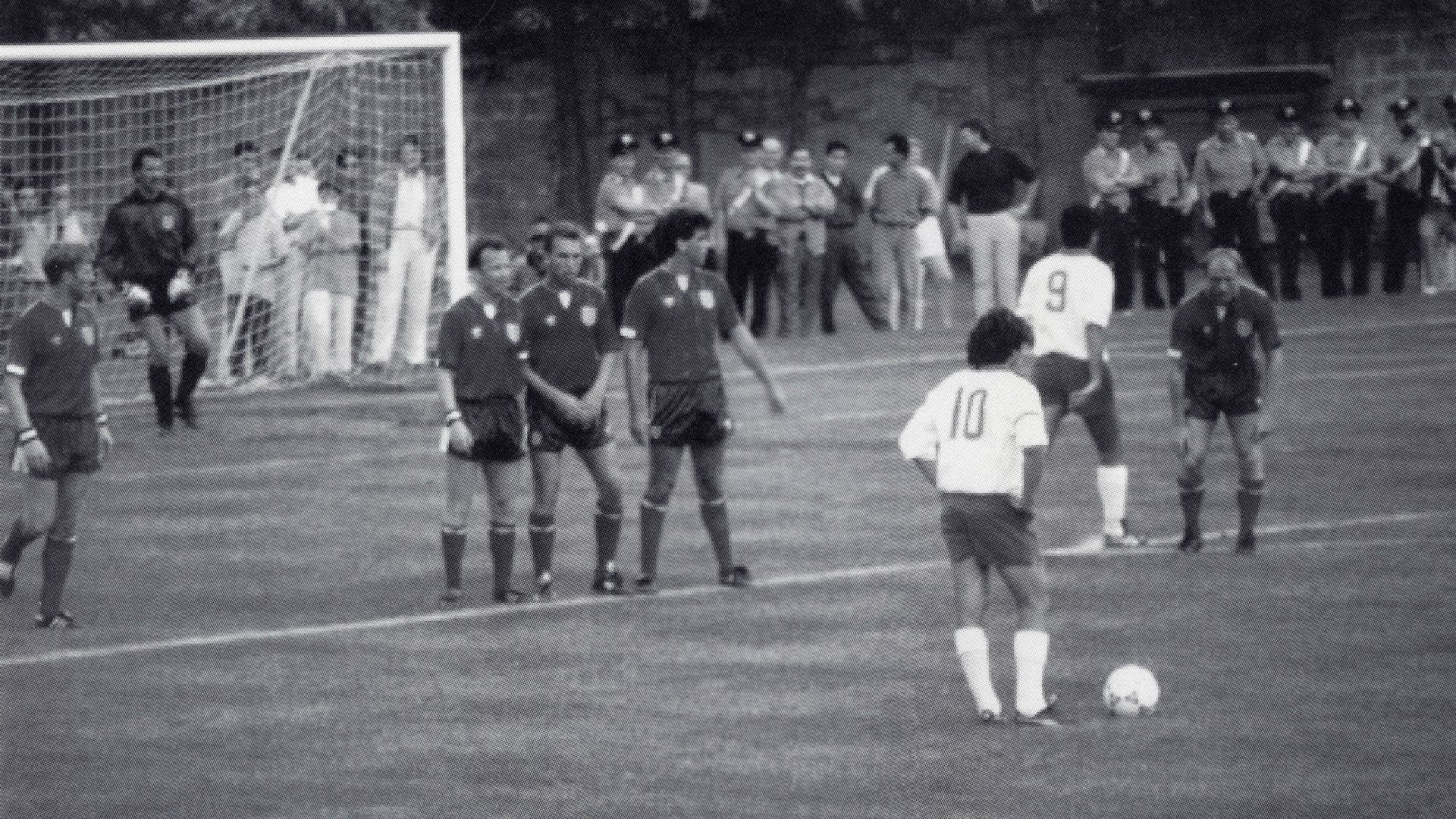 Sardinia England Friendlies 06051990