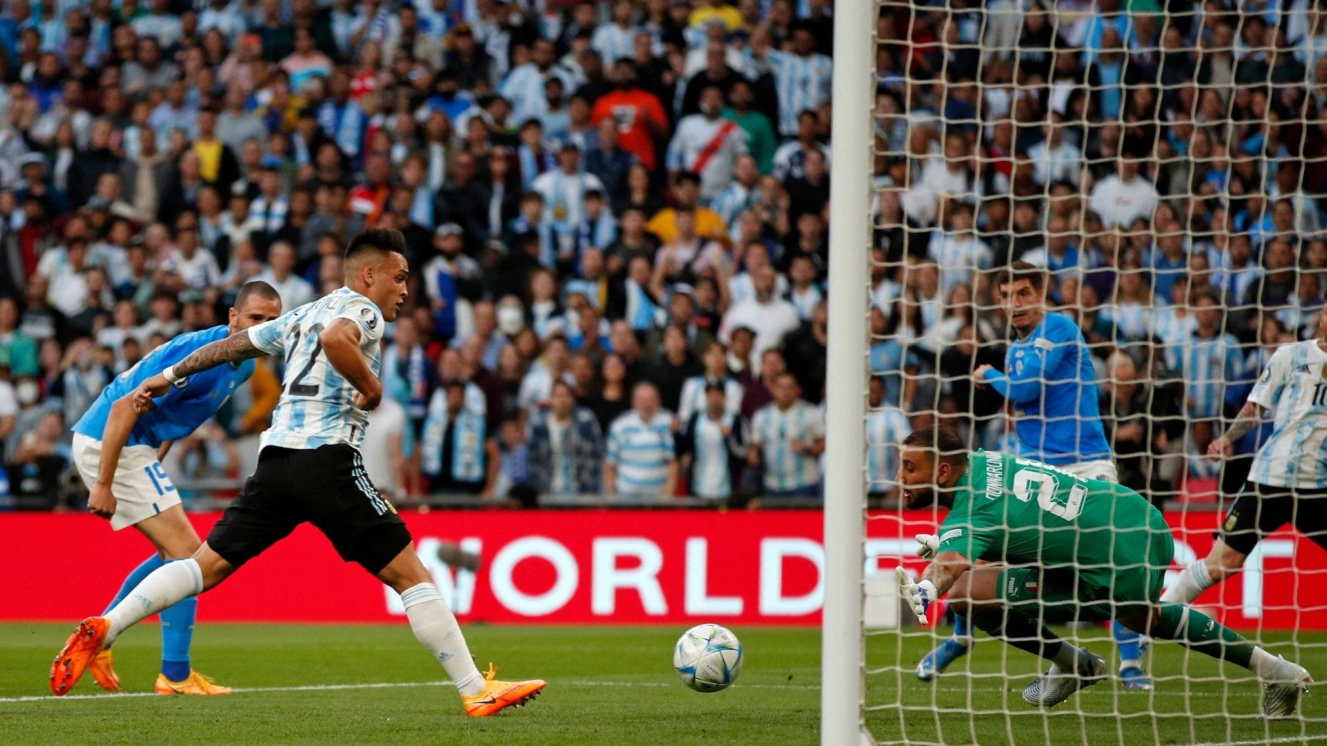 Lautaro Martinez Italy Argentina