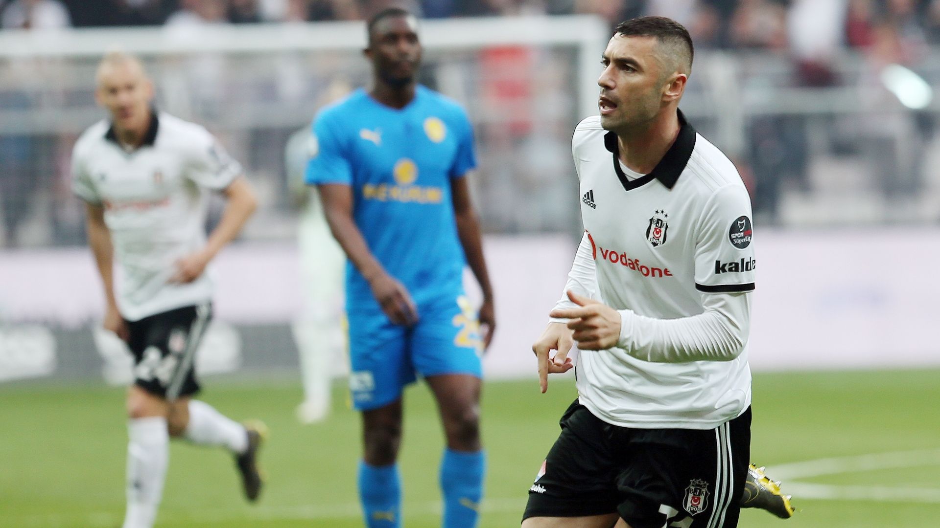 Burak Yilmaz Besiktas Ankaragucu STSL 04282019