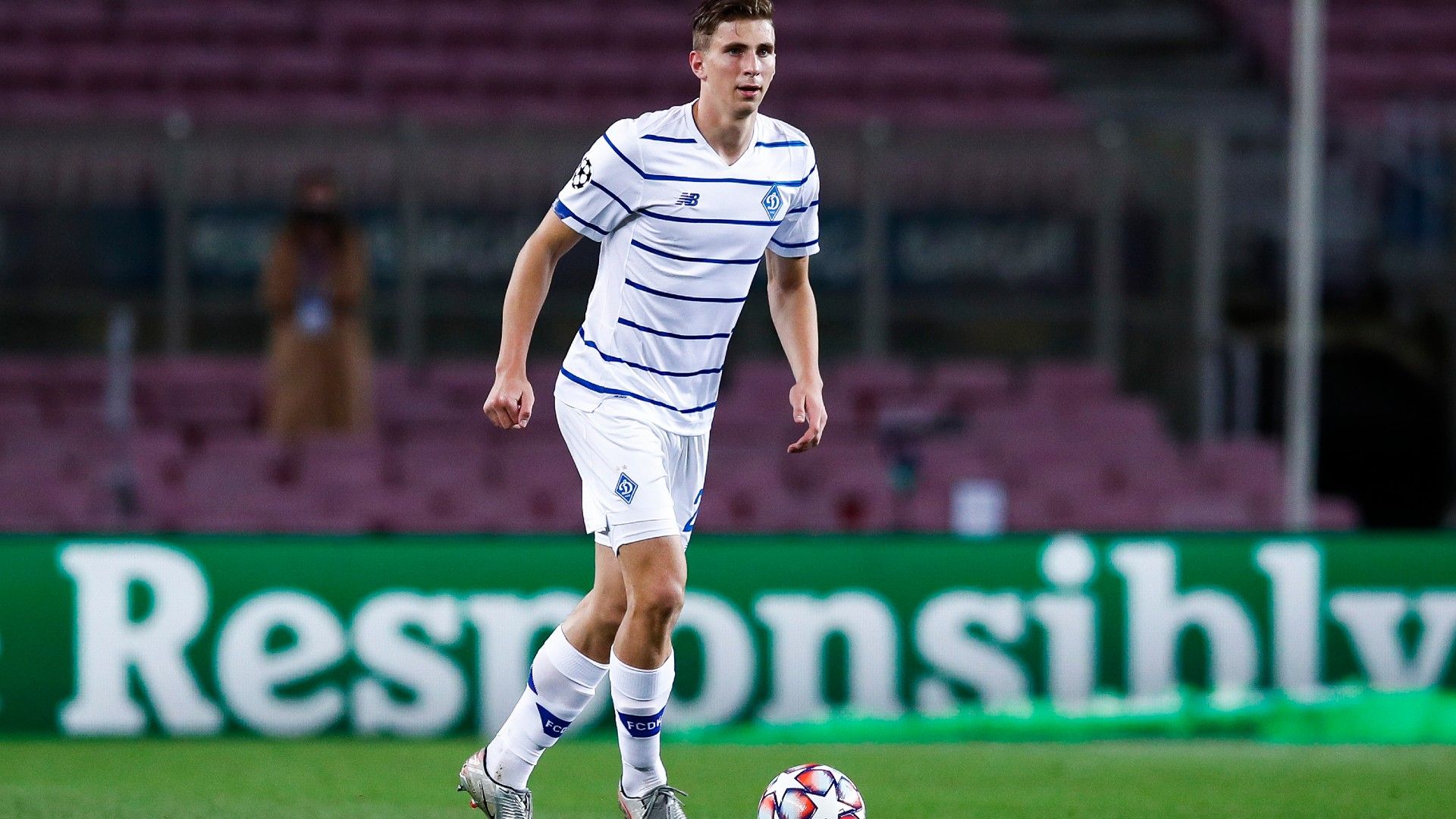 Ilya Zabarnyi Dynamo Kyiv