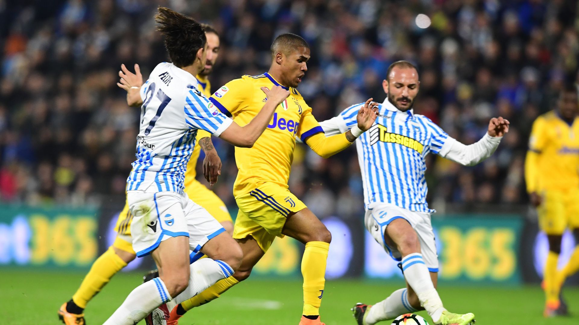 Douglas Costa SPAL Juventus Serie A