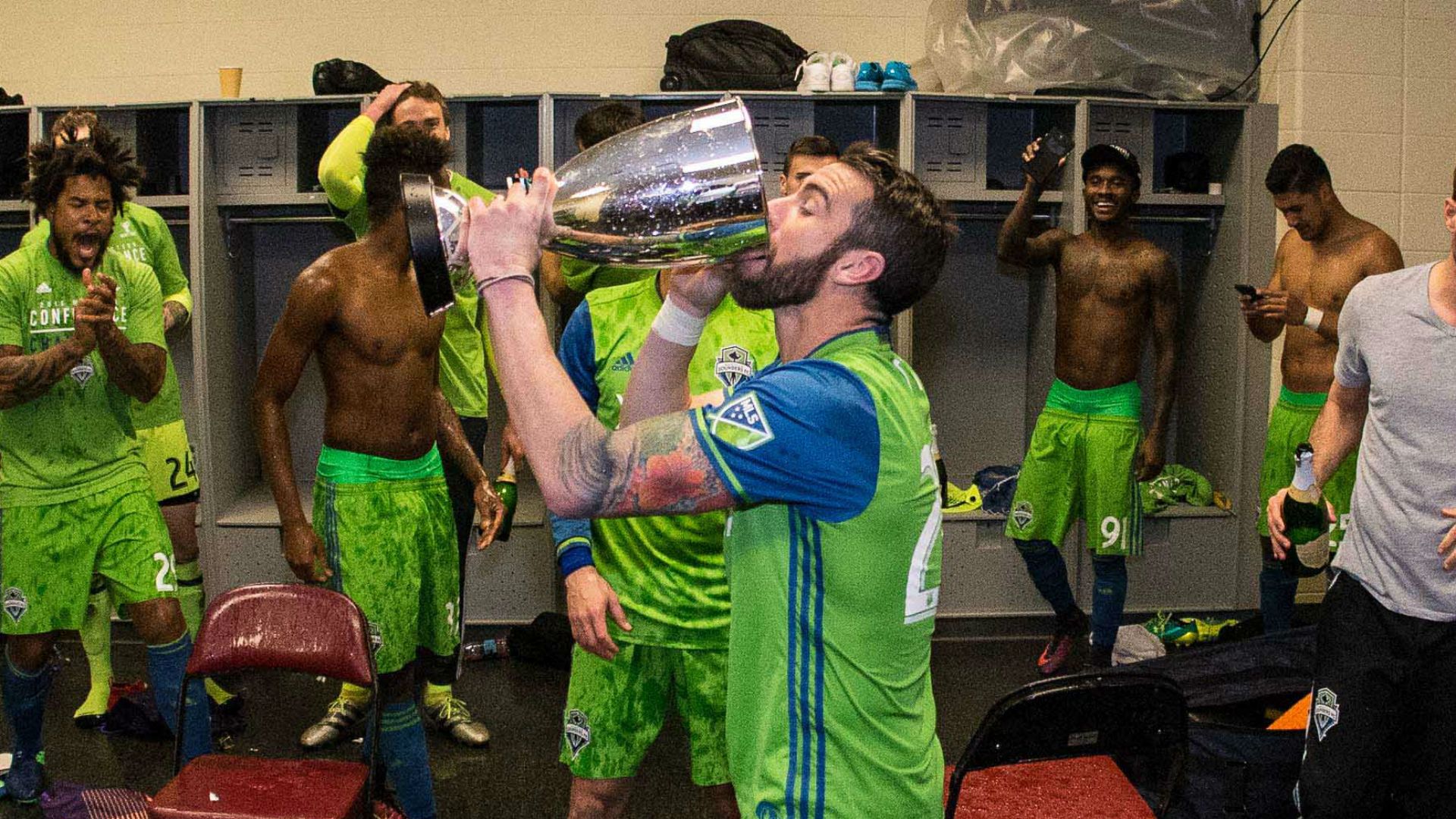 Zach Scott Seattle Sounders MLS 112716