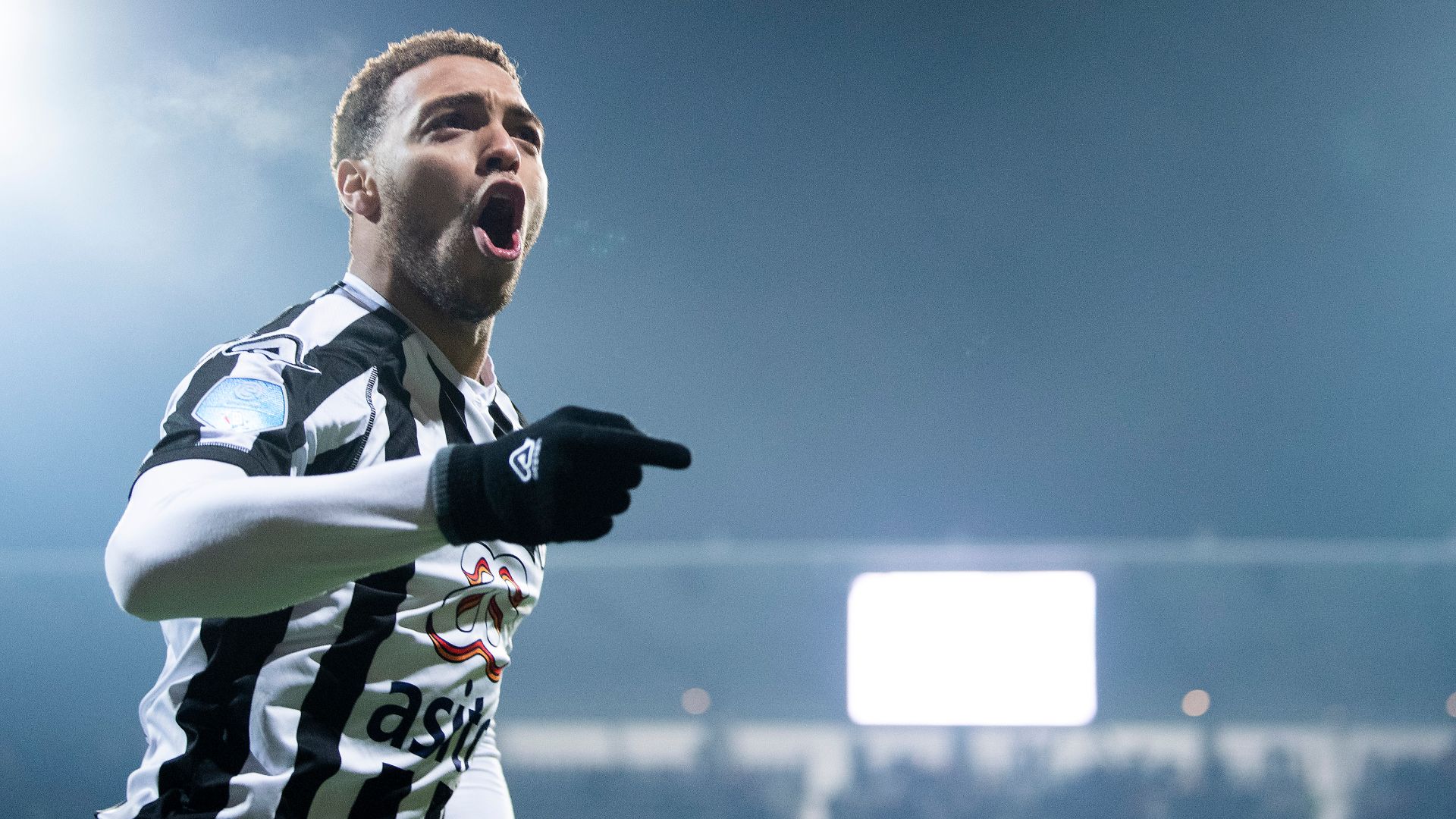 Cyriel Dessers Heracles Almelo 11302019