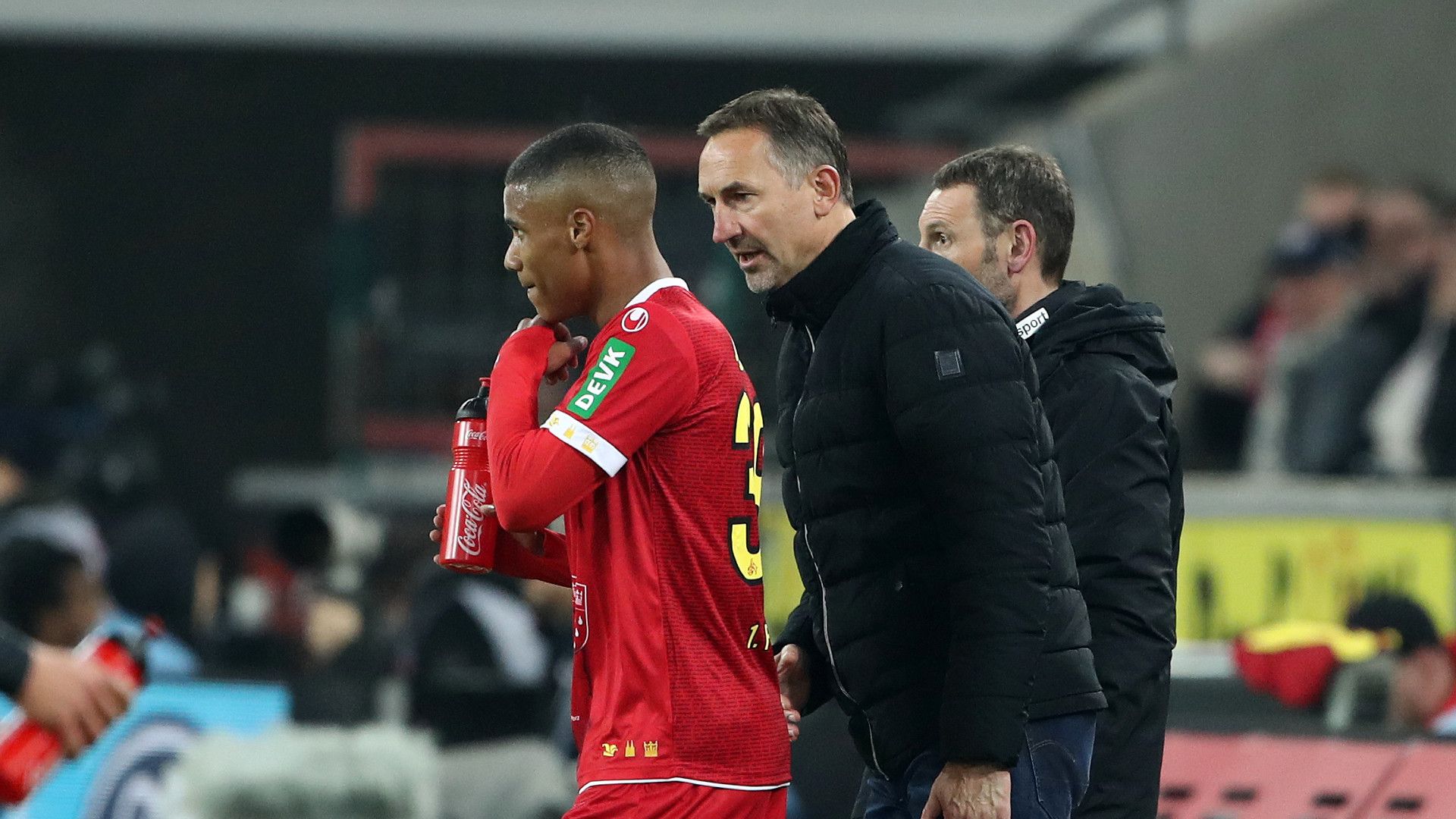 Ismail Jakobs FC Köln 08112019