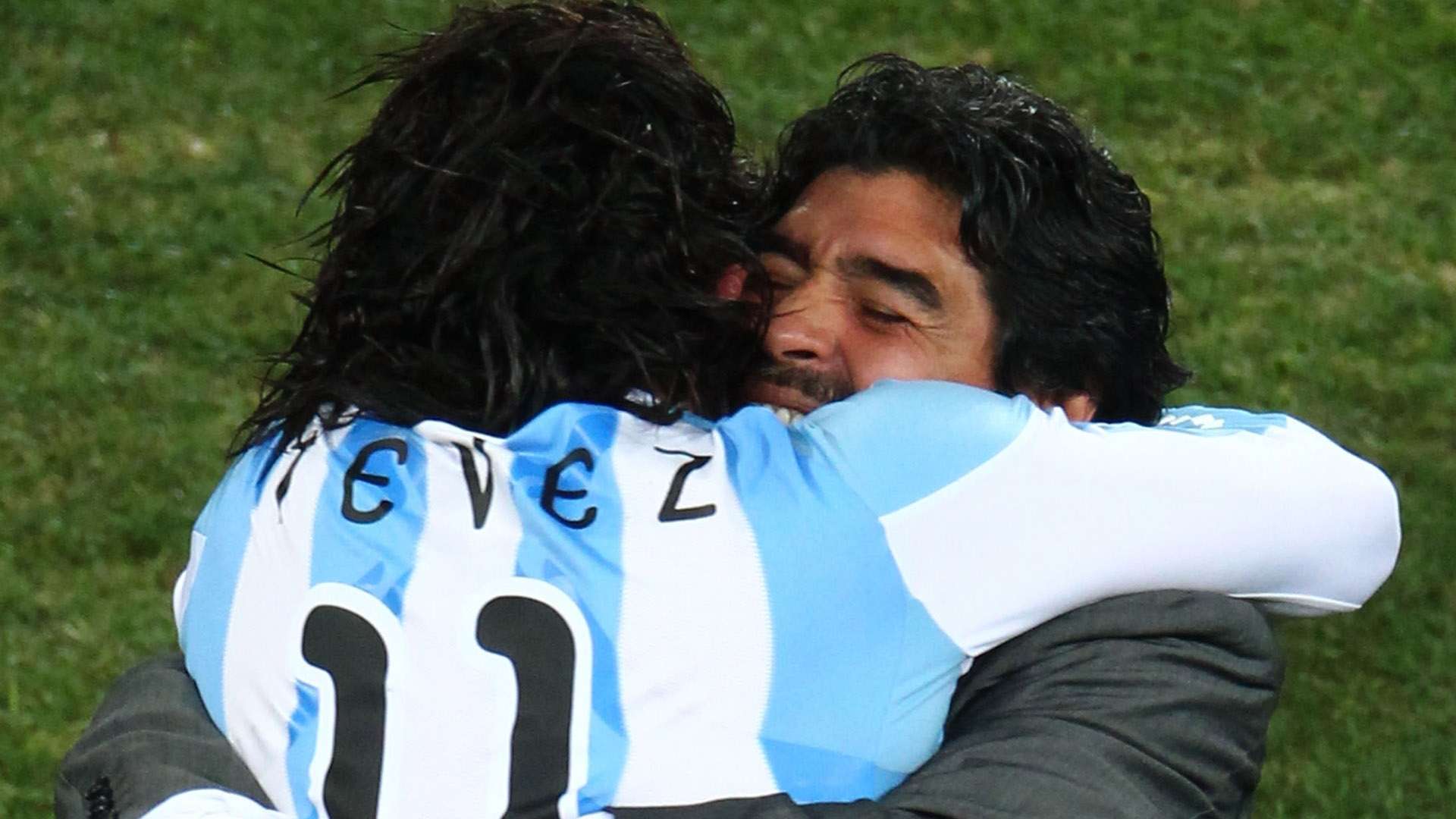 Tevez y Maradona
