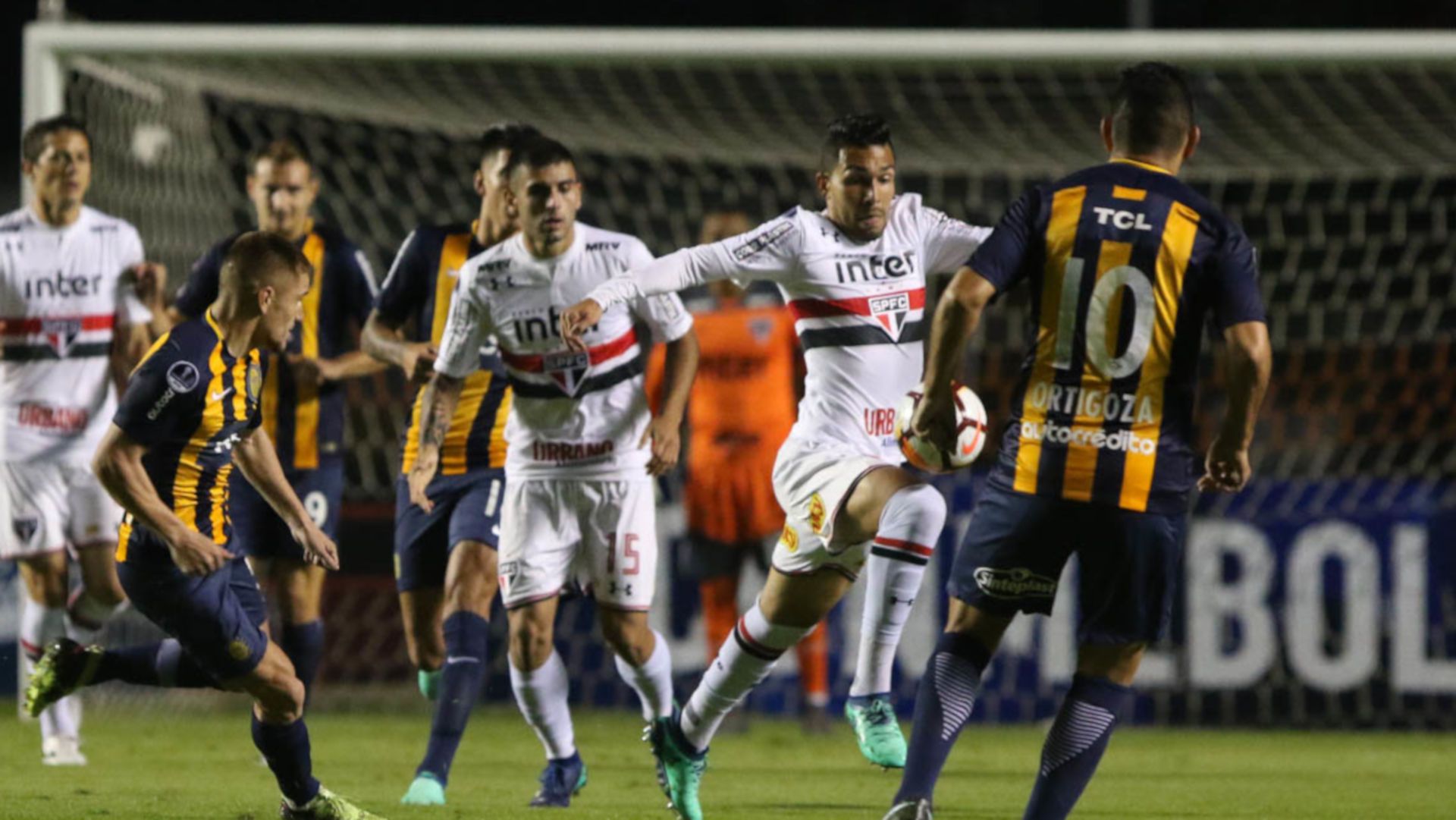 Petros Sao Paulo Rosario Central Copa Sudamericana 09052018