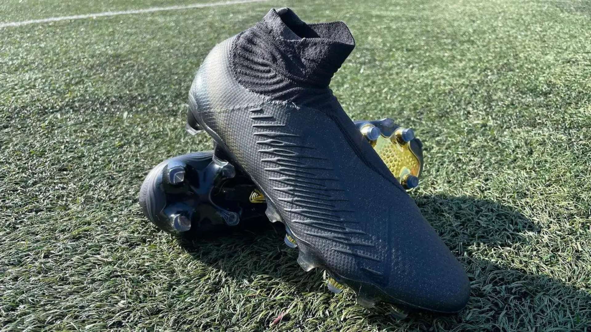 Best soccer cleats for wide feet sales