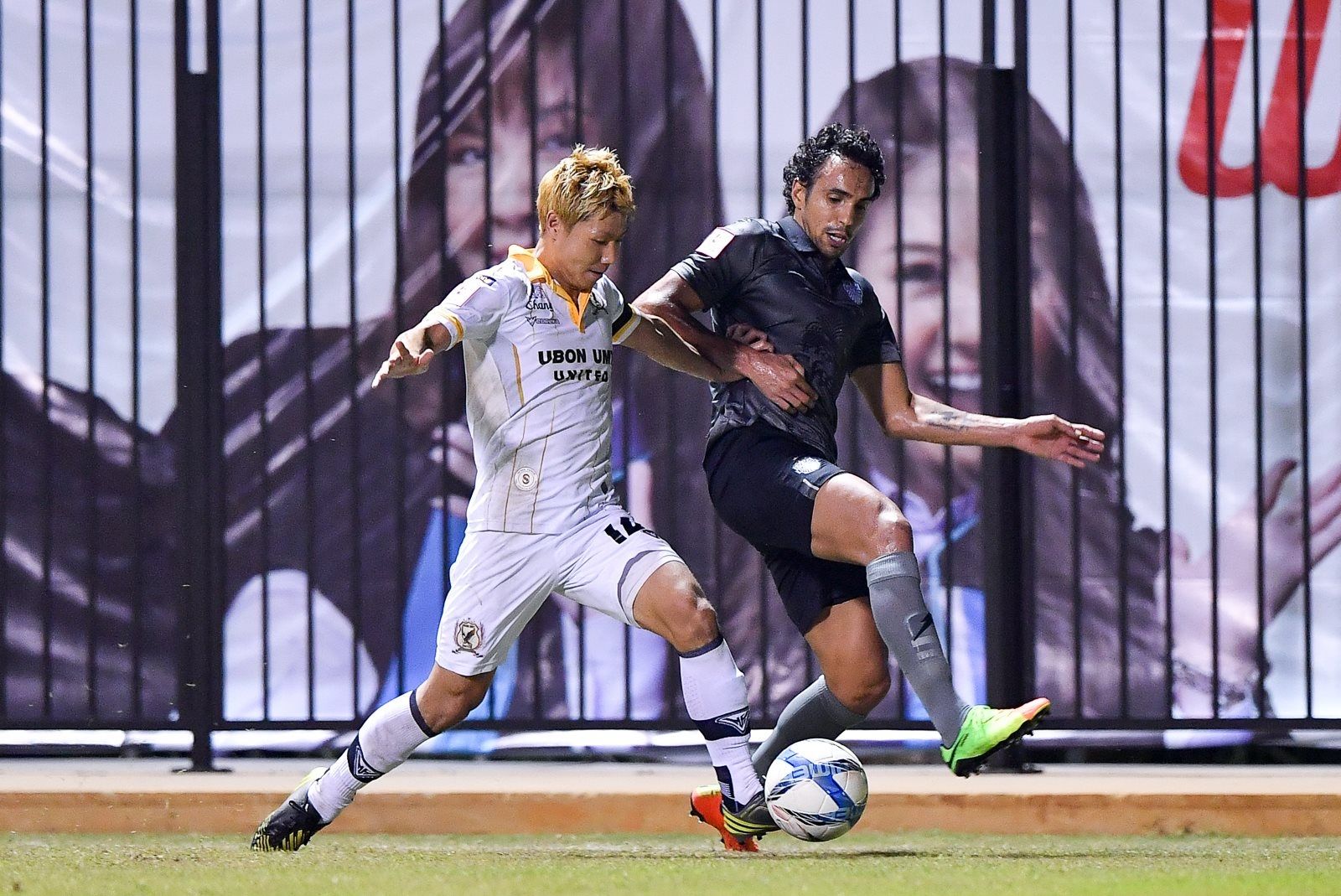 อุบล ยูเอ็มที ยูไนเต็ด - บุรีรัมย์ ยูไนเต็ด
