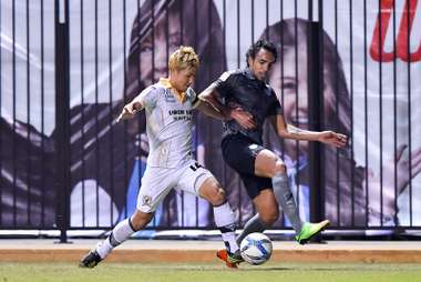 อุบล ยูเอ็มที ยูไนเต็ด - บุรีรัมย์ ยูไนเต็ด