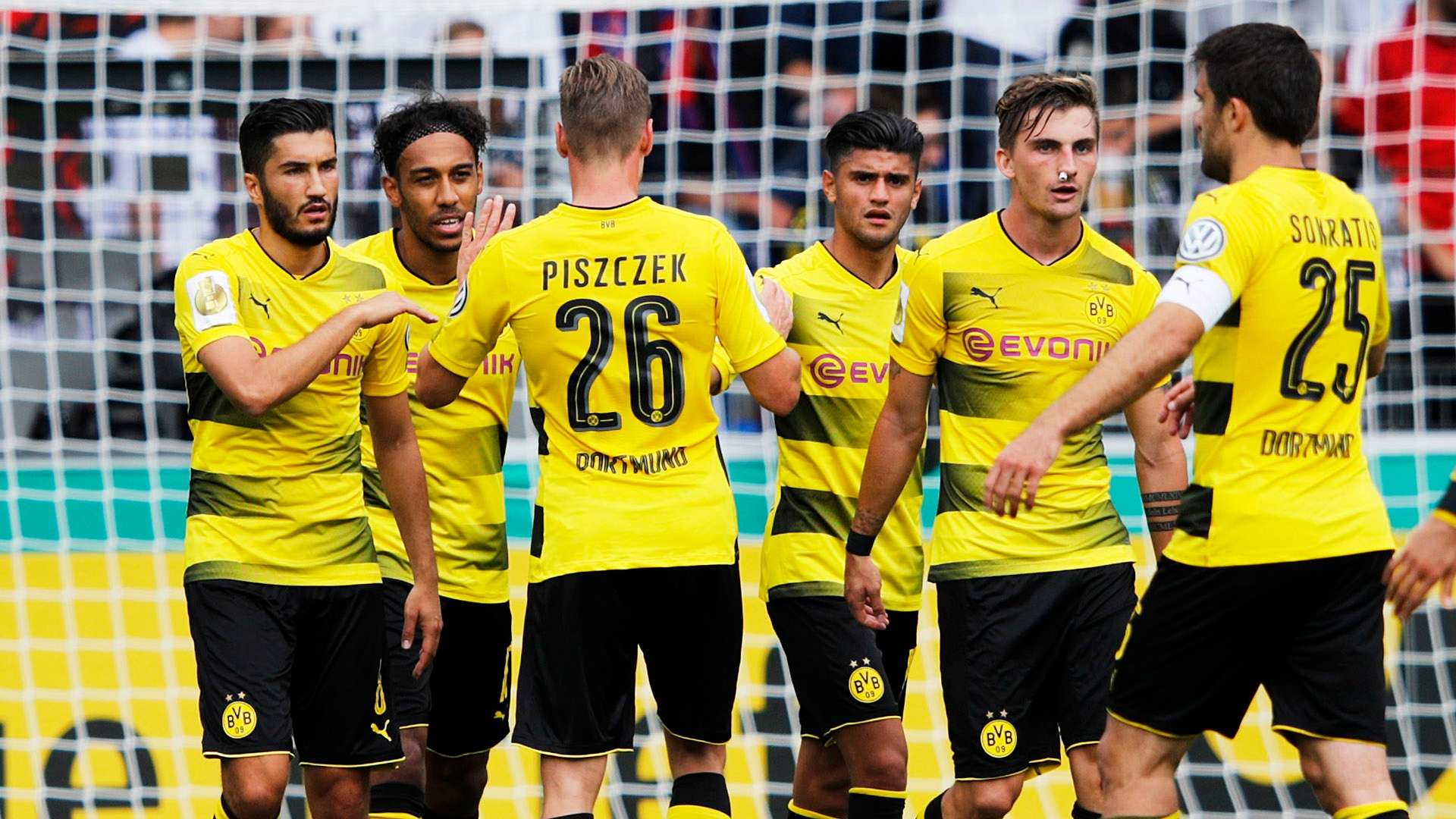borussia dortmund dfb pokal 081217