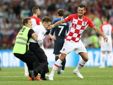 اقتحام نهائي كأس العالم