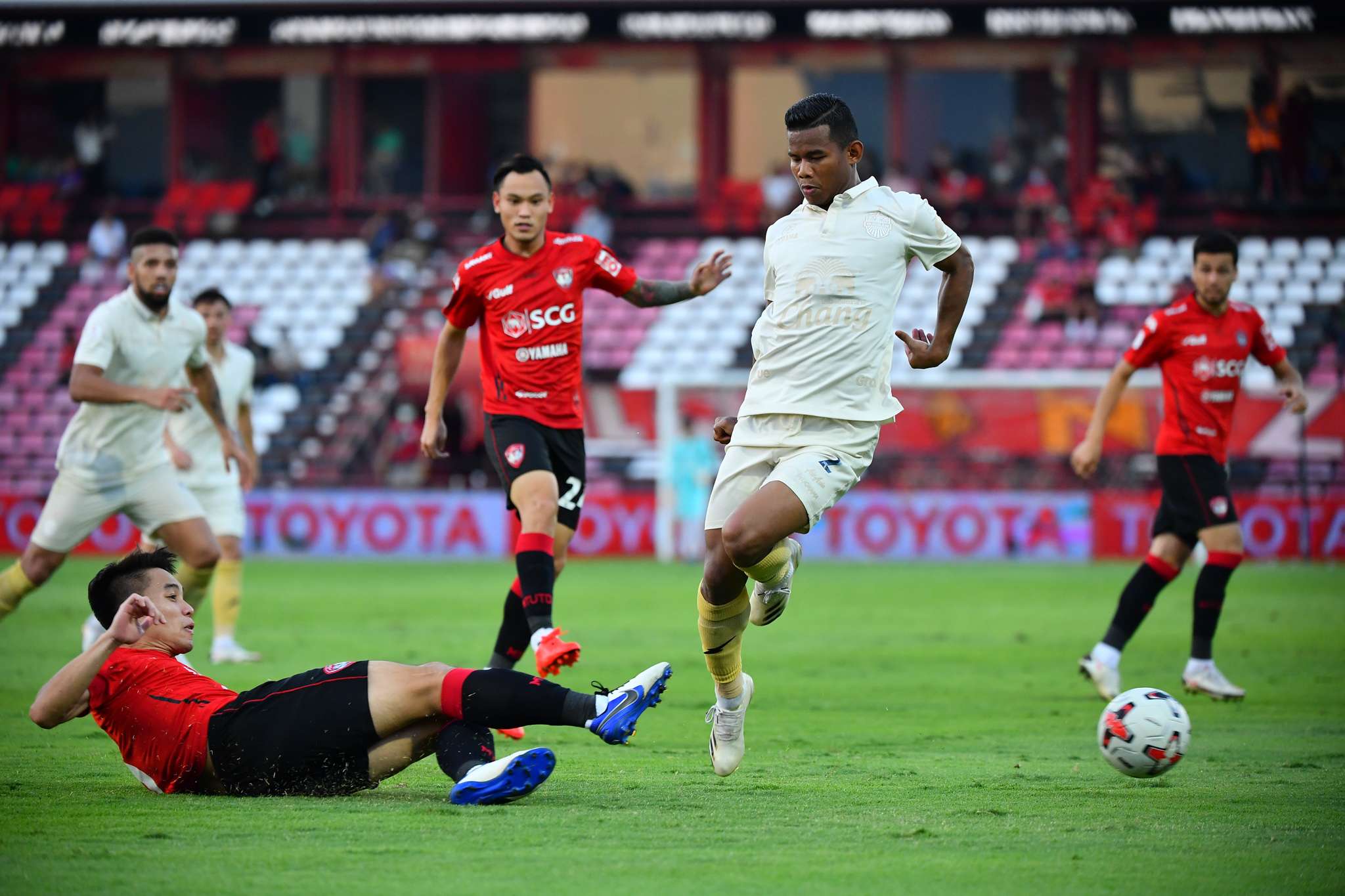 ศศลักษณ์ ไหประโคน