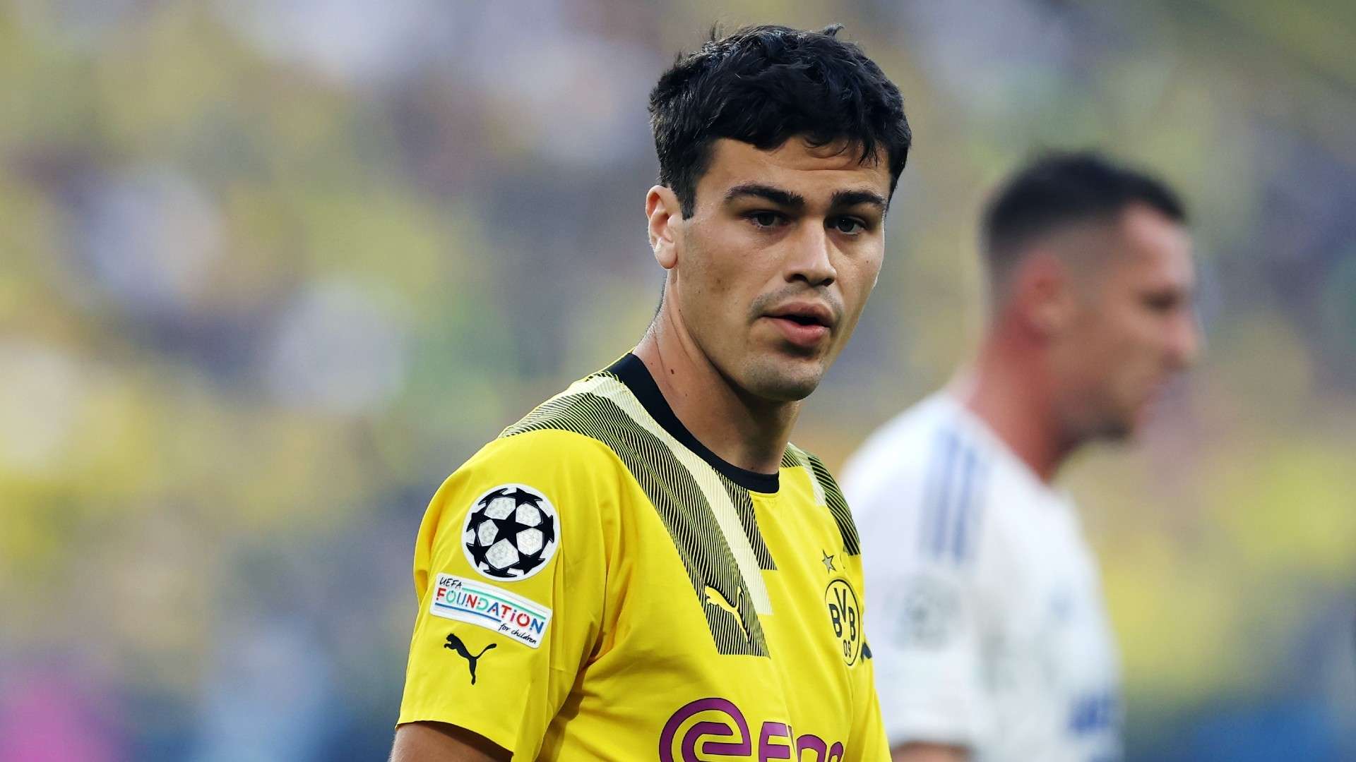 Giovanni Reyna Borussia Dortmund 2022-23