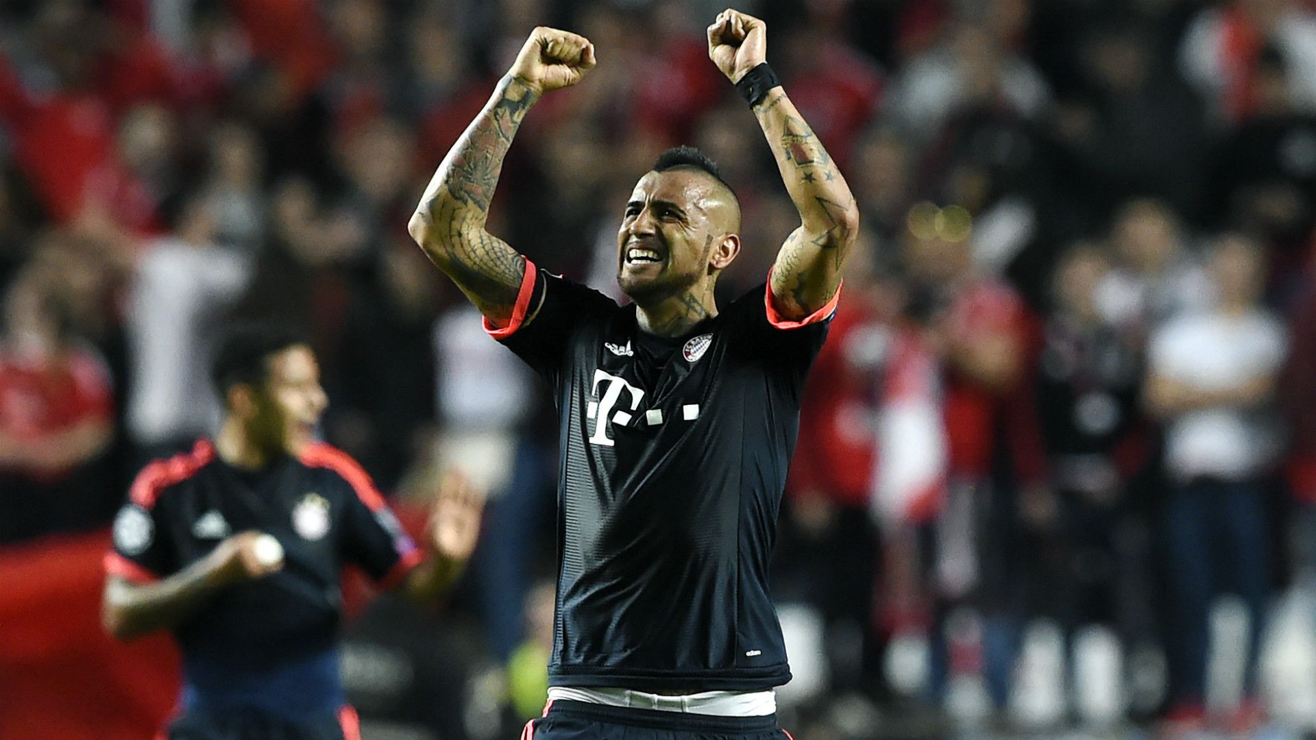 Arturo Vidal Benfica FC Bayern Munchen Champions League 13042016