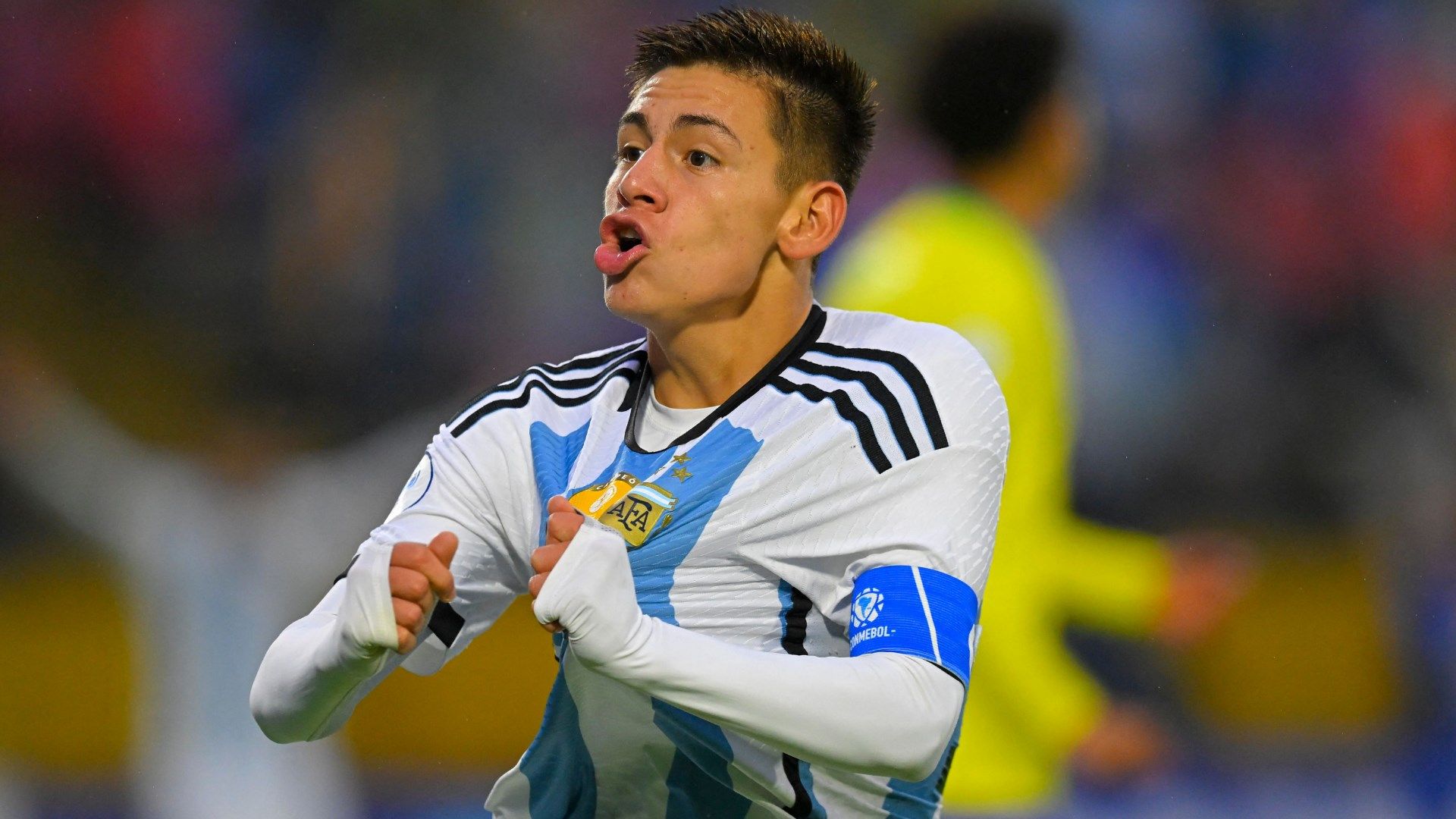 Claudio Echeverri Argentina 2023