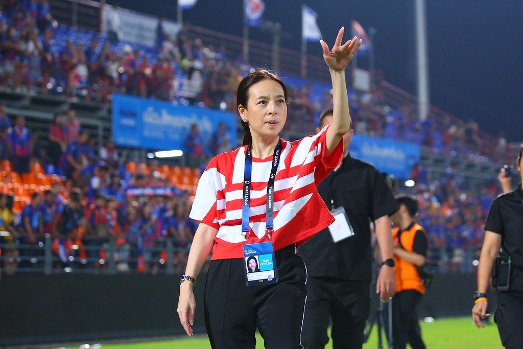 นลพรรณ ล่ำซำ