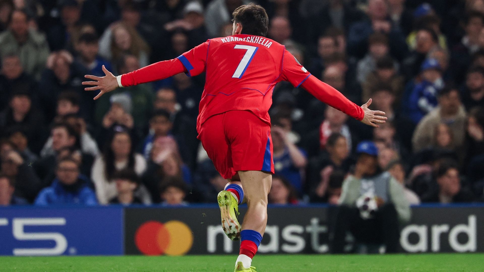 Kvaratskhelia Chelsea PSG