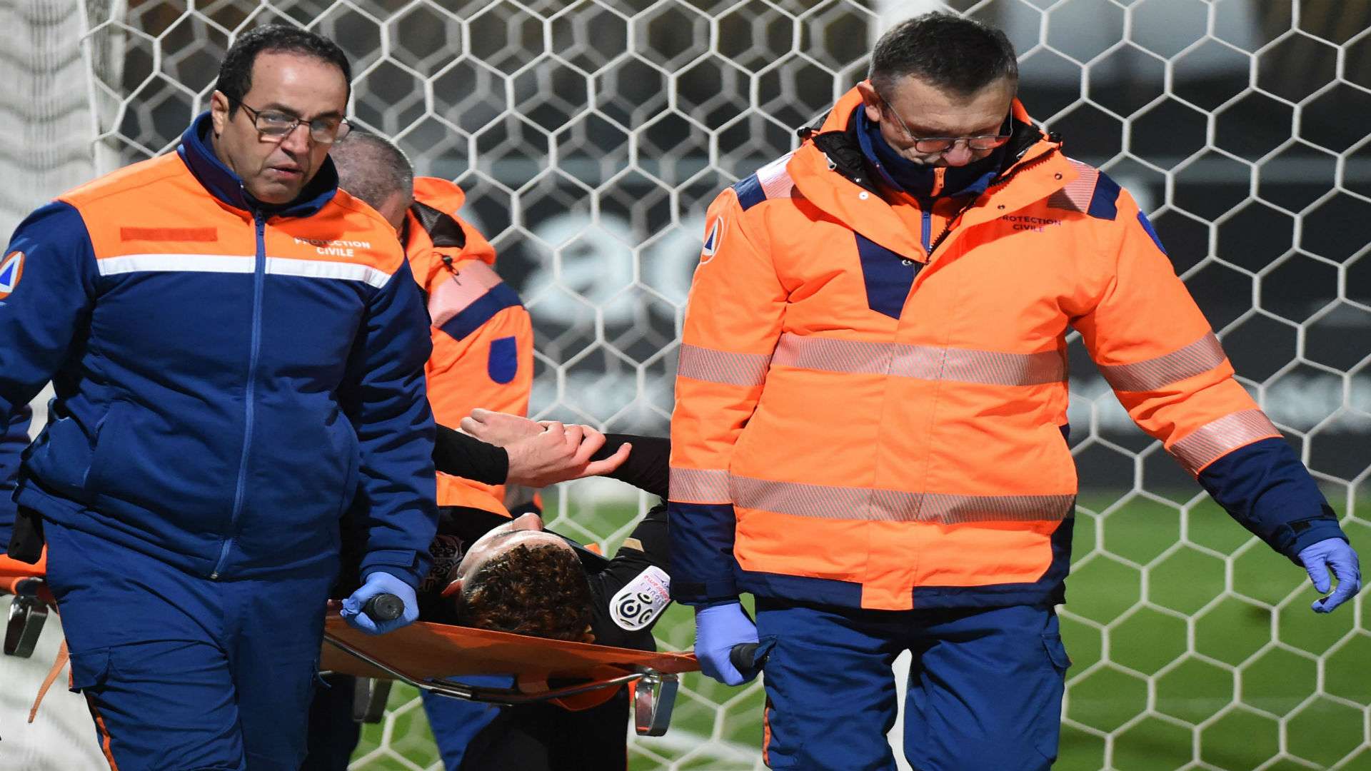 Rayan Aït-Nouri blessure - Angers Nice