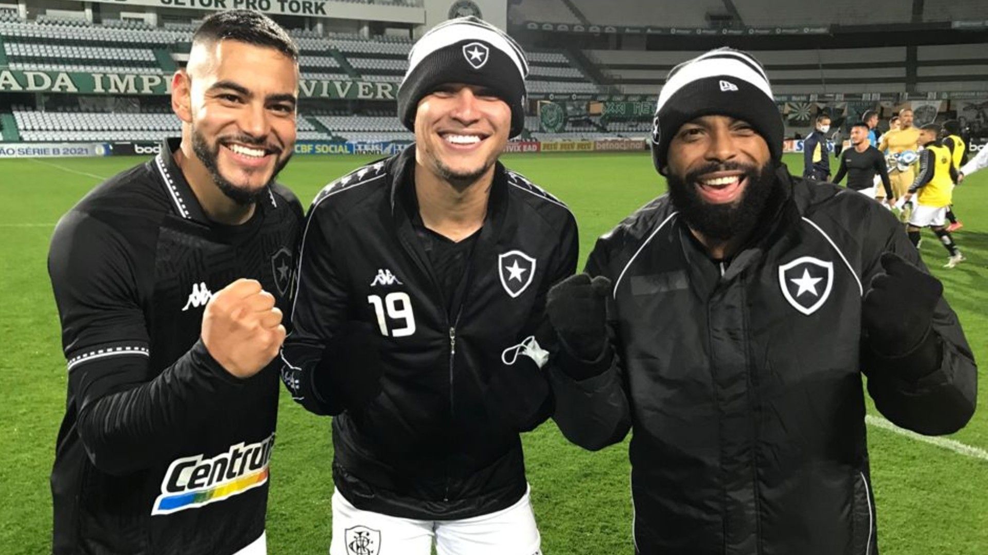 Navarro Chay Botafogo Coritiba Série B 27 08 2021