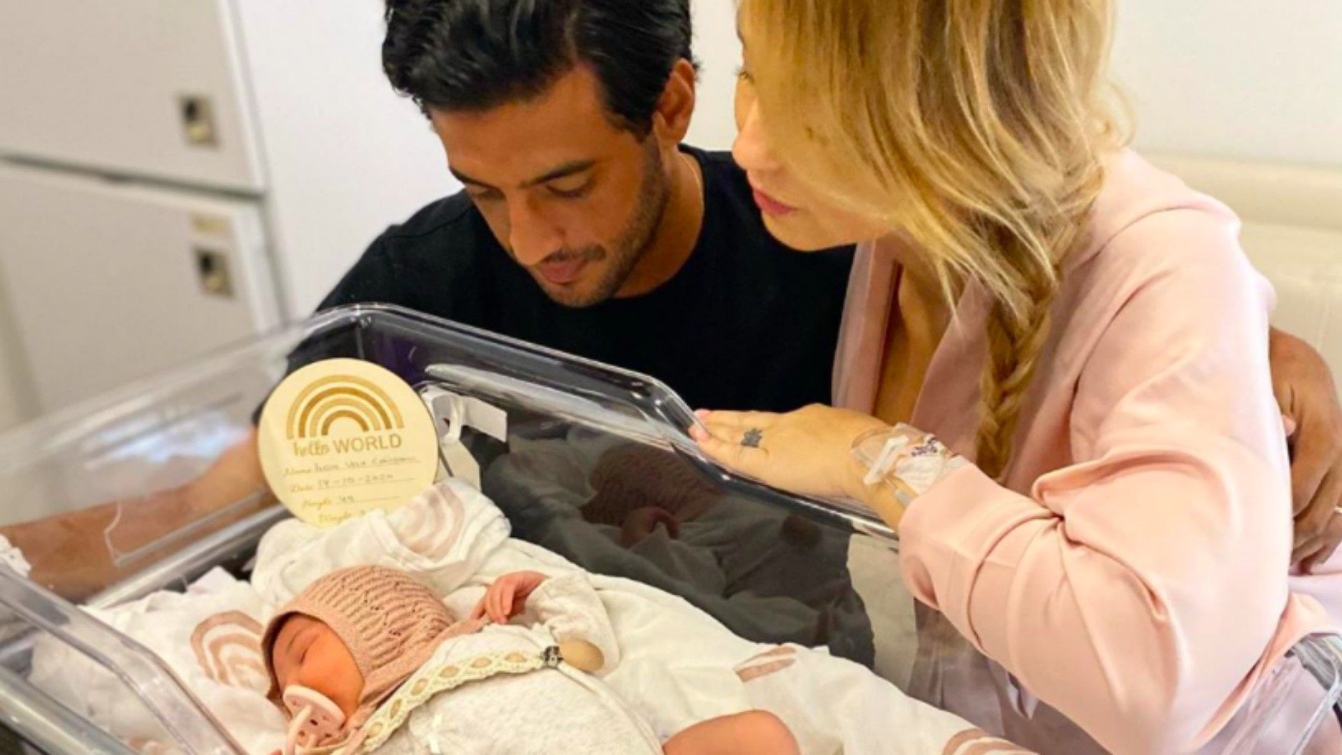 Carlos Vela Saioa Cañibano Hija