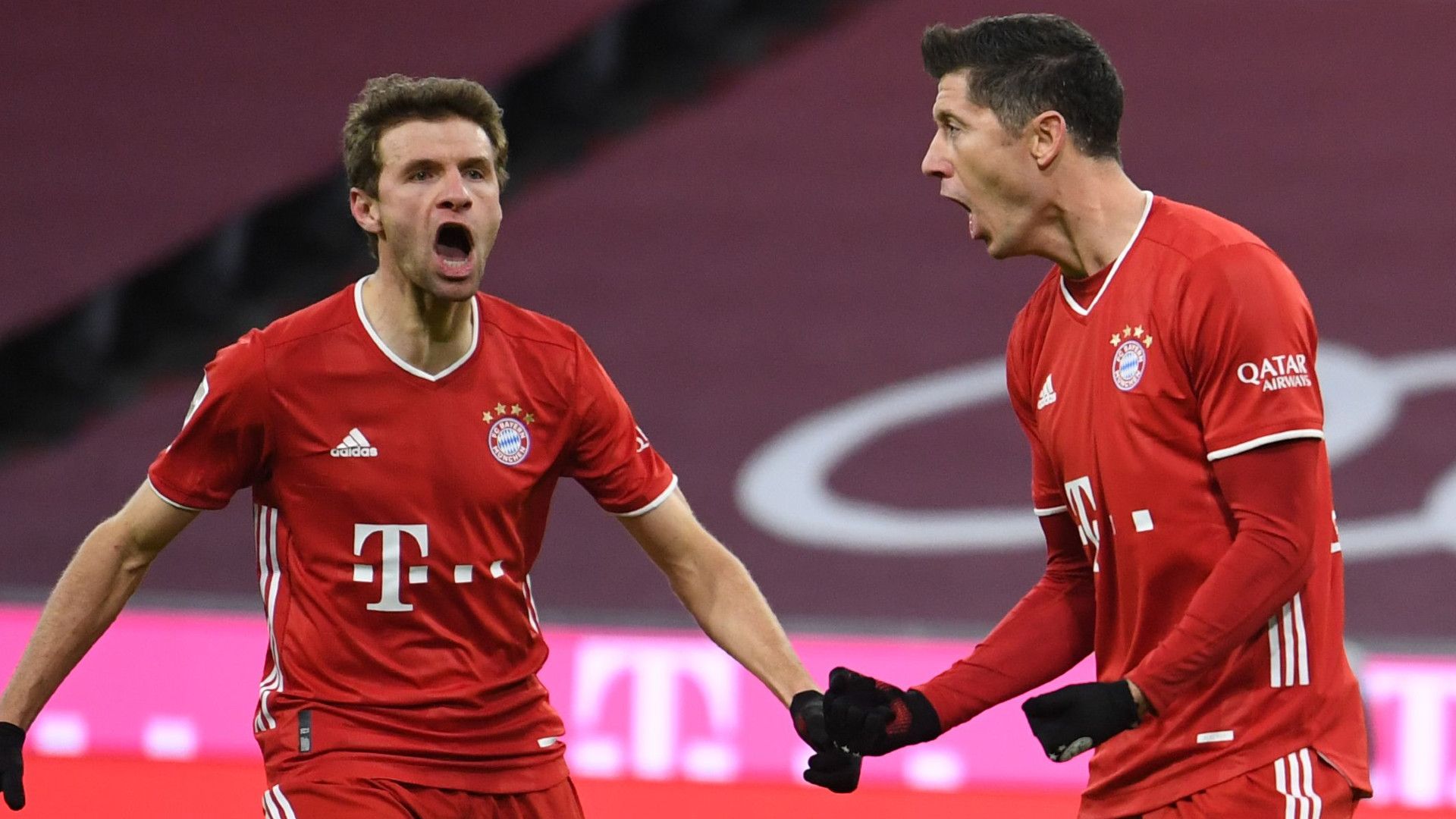 THOMAS MÜLLER ROBERT LEWANDOWSKI BAYERN MÜNCHEN