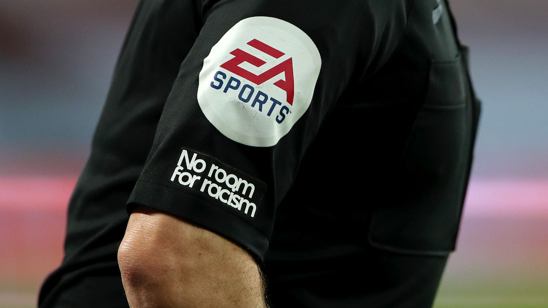 EA SPORTS FIFA
