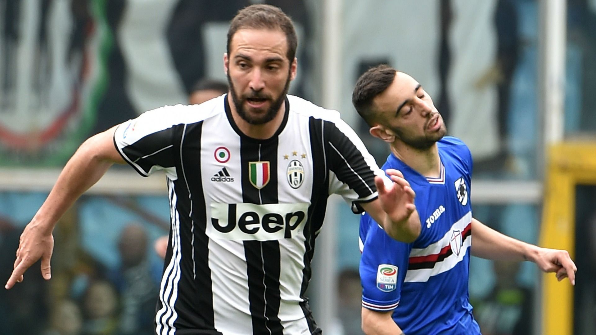 Gonzalo Higuain Bruno Fernandes Sampdoria Juventus Serie A