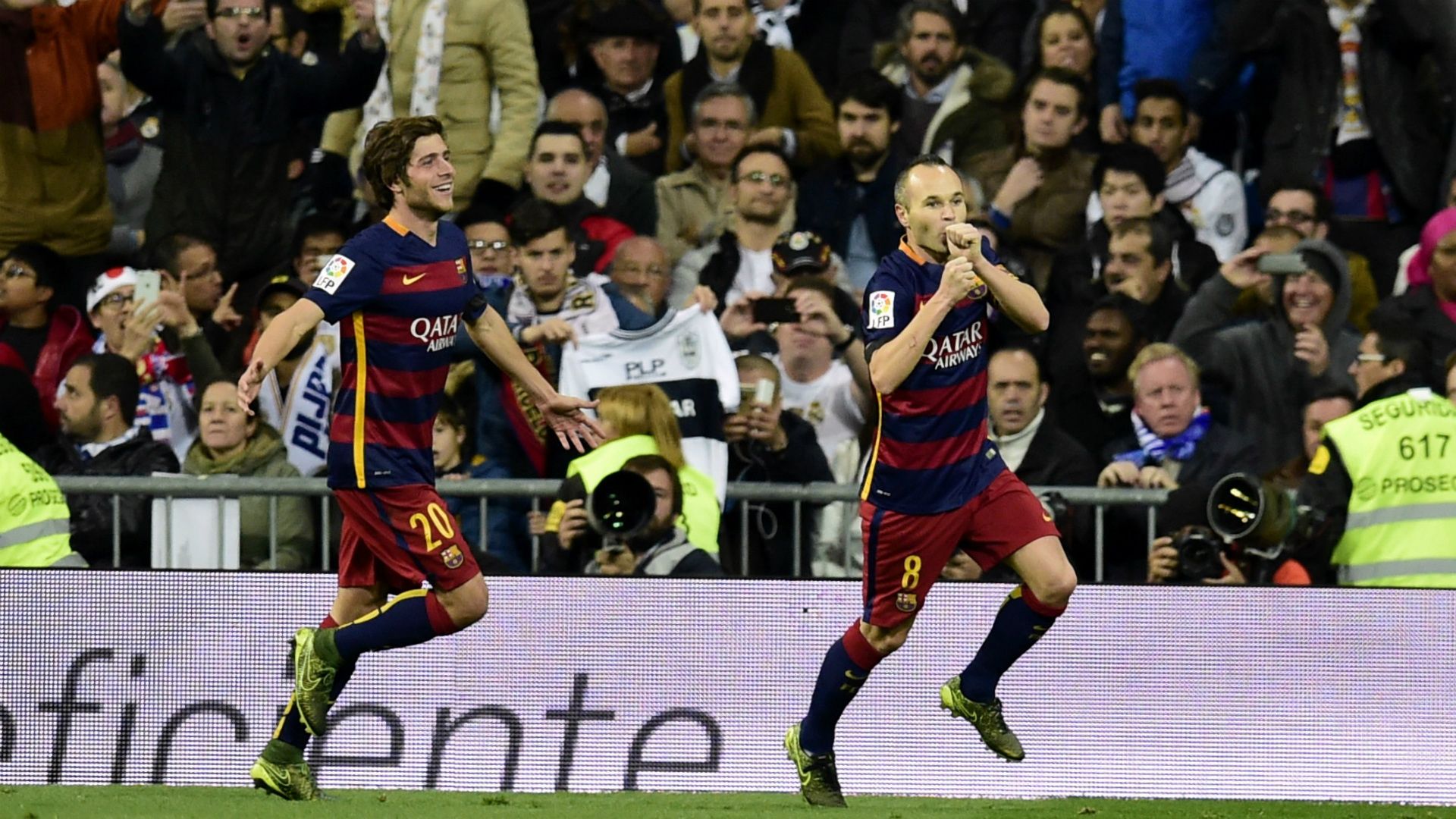 Andres Iniesta Sergi Roberto Real Madrid Barcelona La Liga