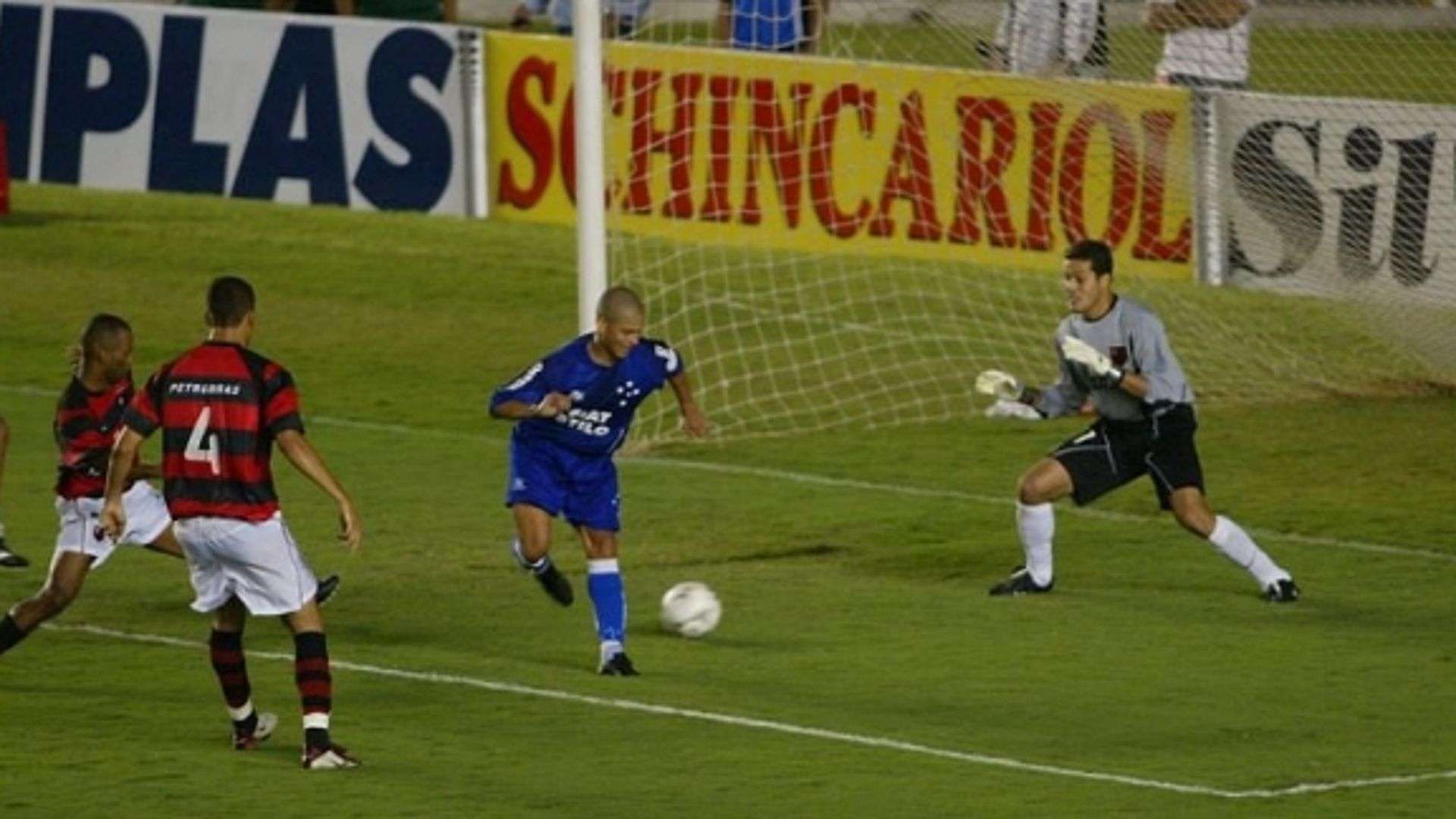 Julio Cesar 2003 Flamengo Cruzeiro