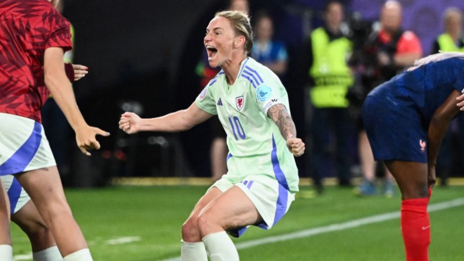 Jess Fishlock Wales Women  Euro 2025