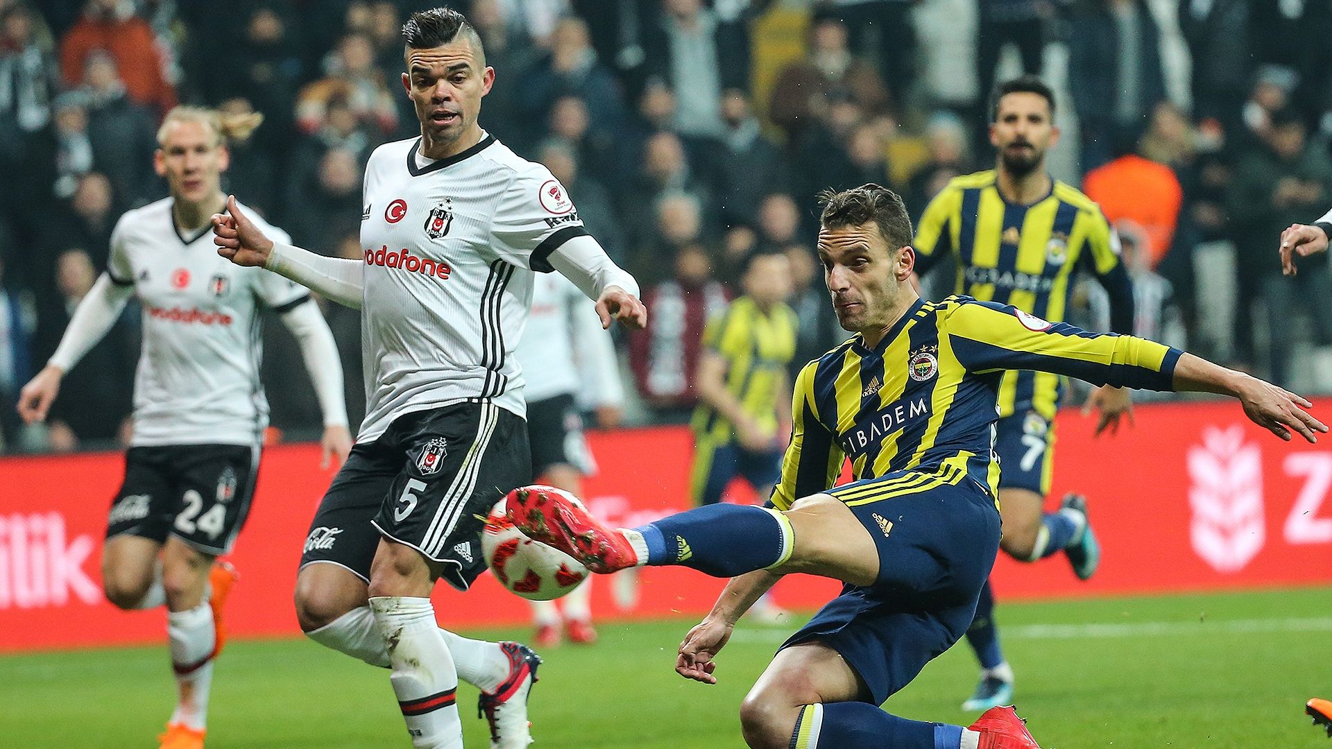 Soldado Pepe Besiktas Fenerbahce 03012018