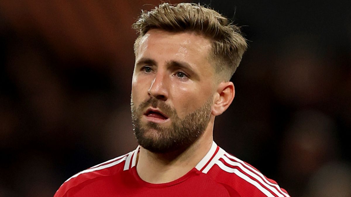 Luke Shaw Manchester United 2024-25
