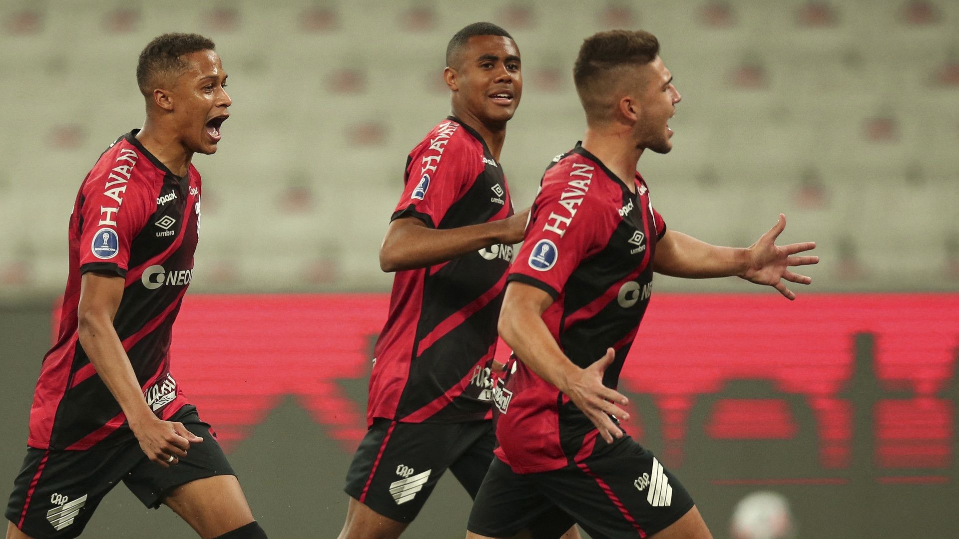 Bissoli comemora, Athletico-PR x LDU, quartas Copa Sul-Americana, 19082021