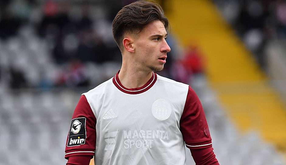 ONLY GERMANY Nicolas Kühn FC Bayern München