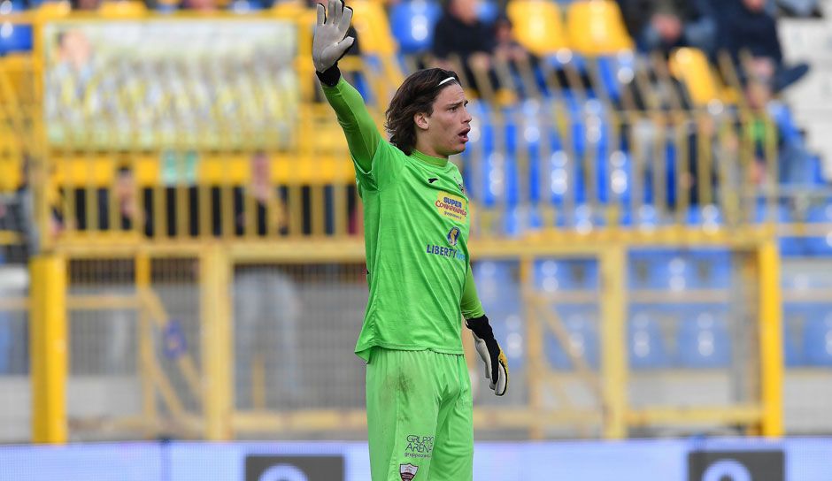 ***GER ONLY*** Marco Carnesecchi Atalanta