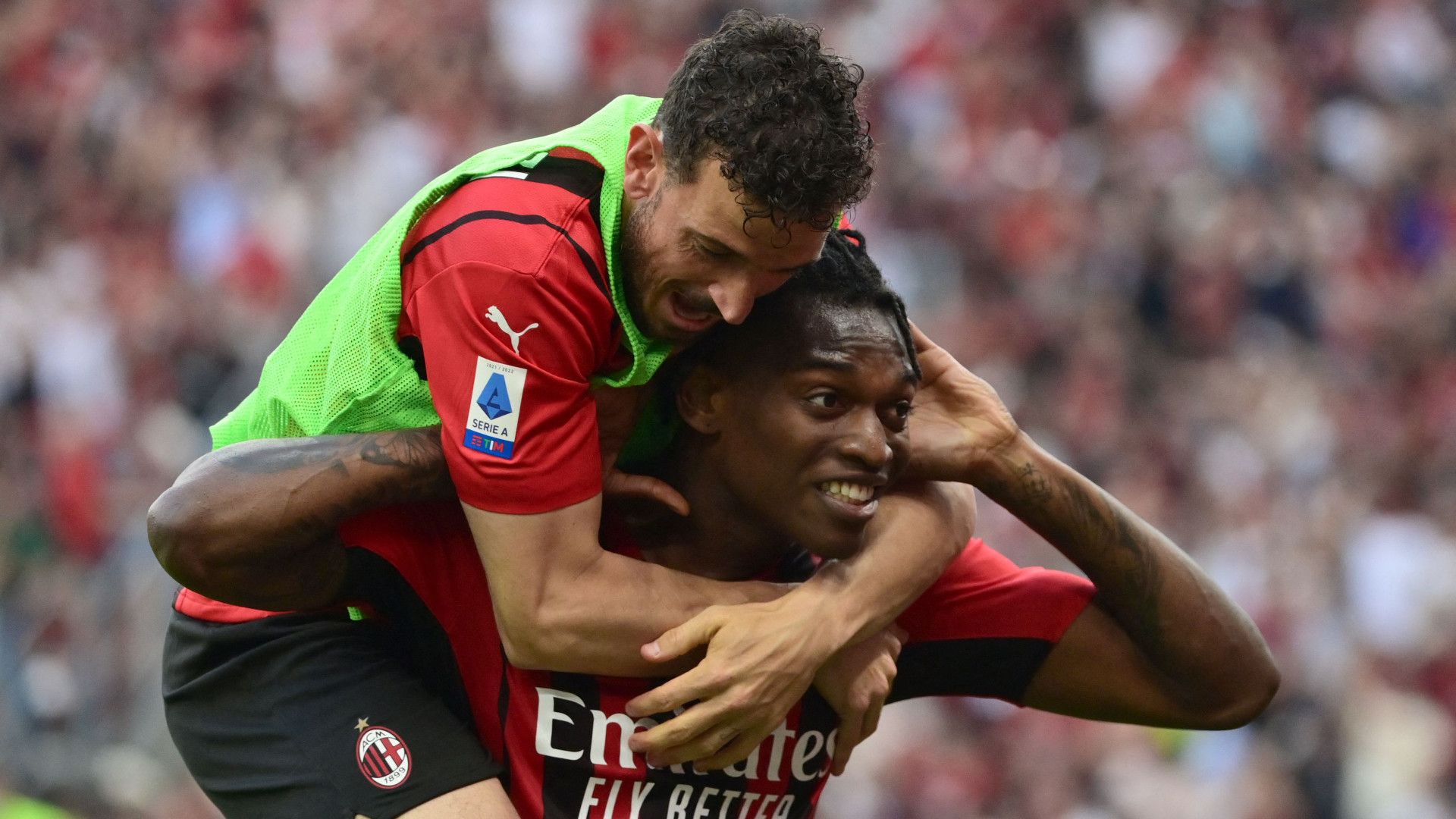 Rafael Leao Alessandro Florenzi Milan Atalanta Serie A 202122