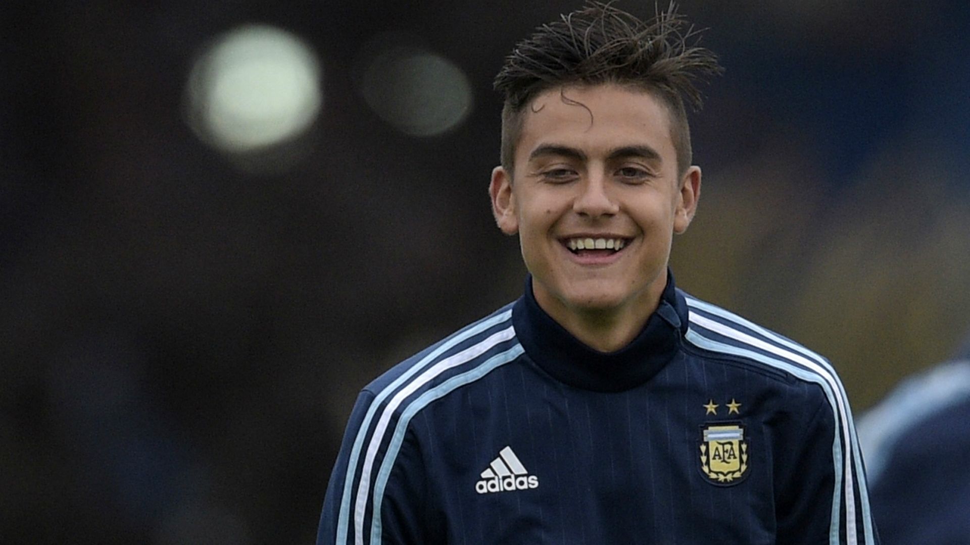 Paulo Dybala entrenamiento Argentina
