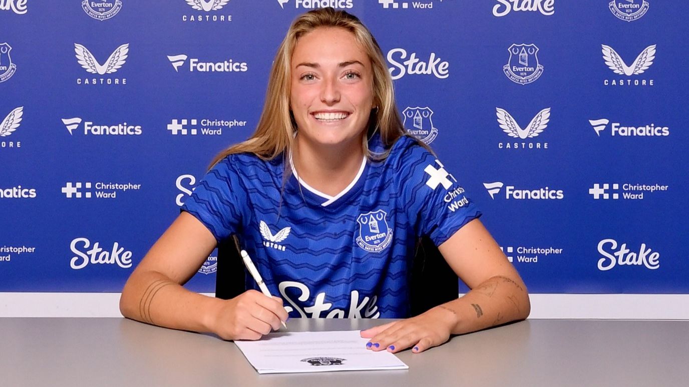 Ornella Vignola Everton Women 2025 unveiling