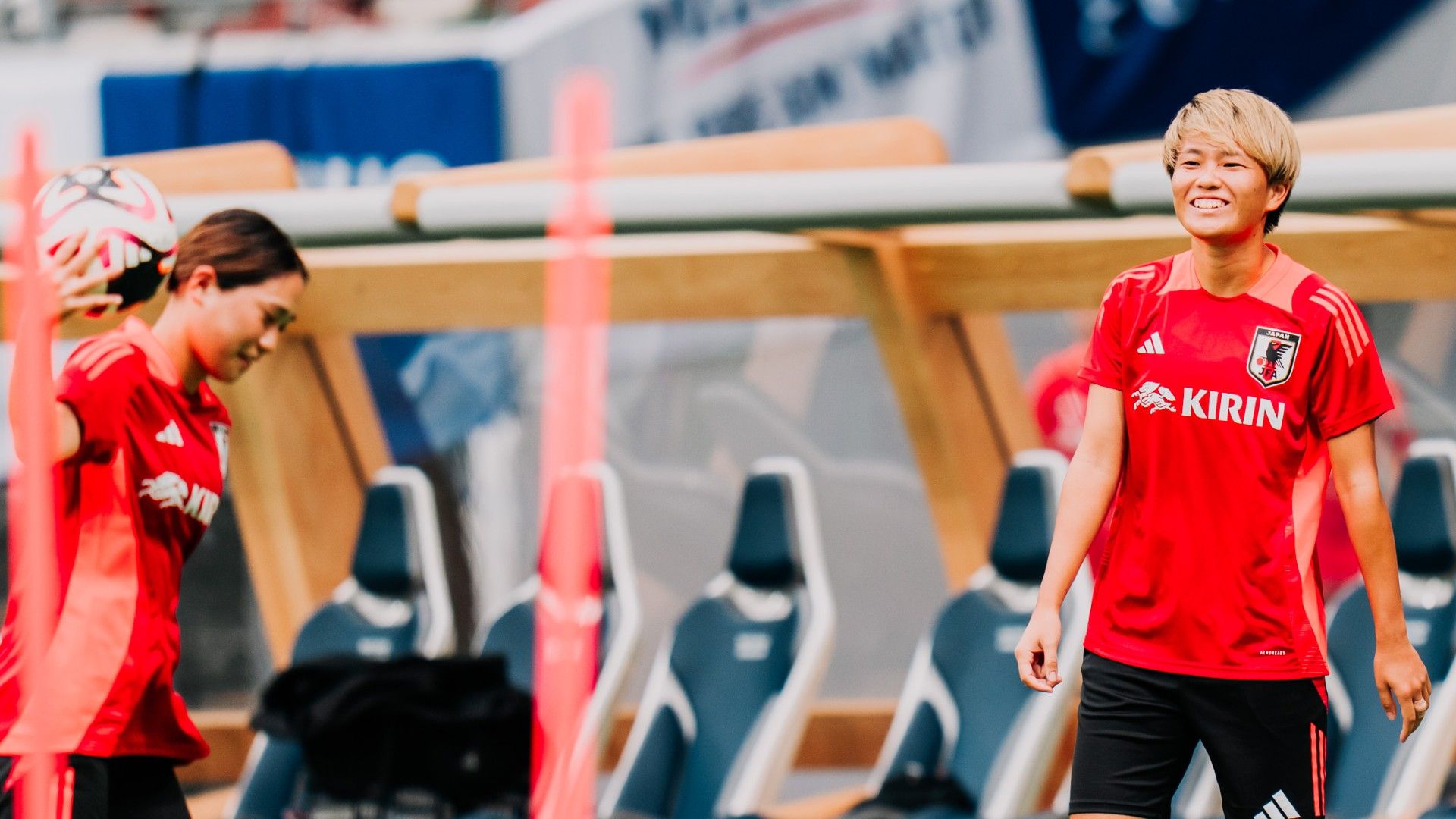 20241025-women-japan-nadeshiko-minami