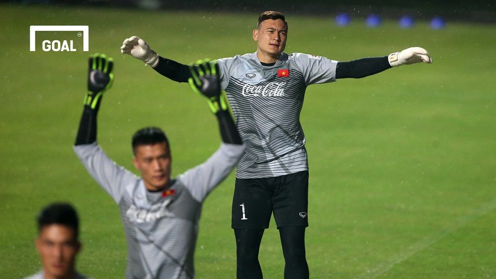 Olympic Việt Nam tập luyện tối 2/8