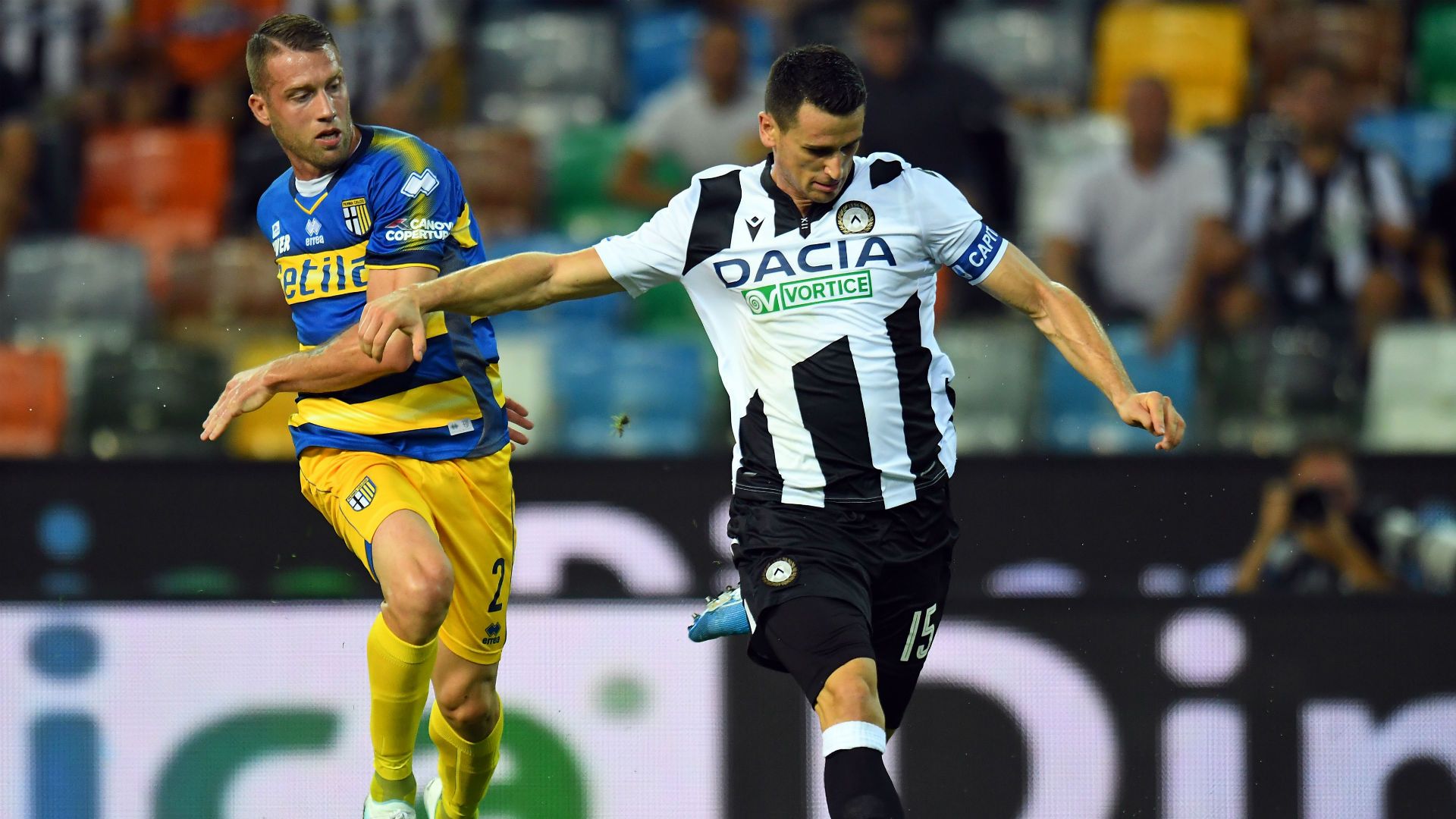 Kevin Lasagna Simone Iacoponi Udinese Parma