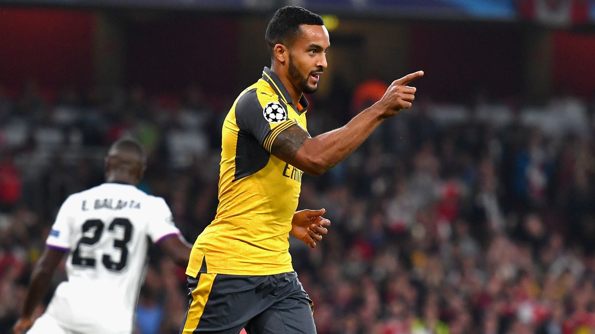 Theo Walcott Arsenal Champions League
