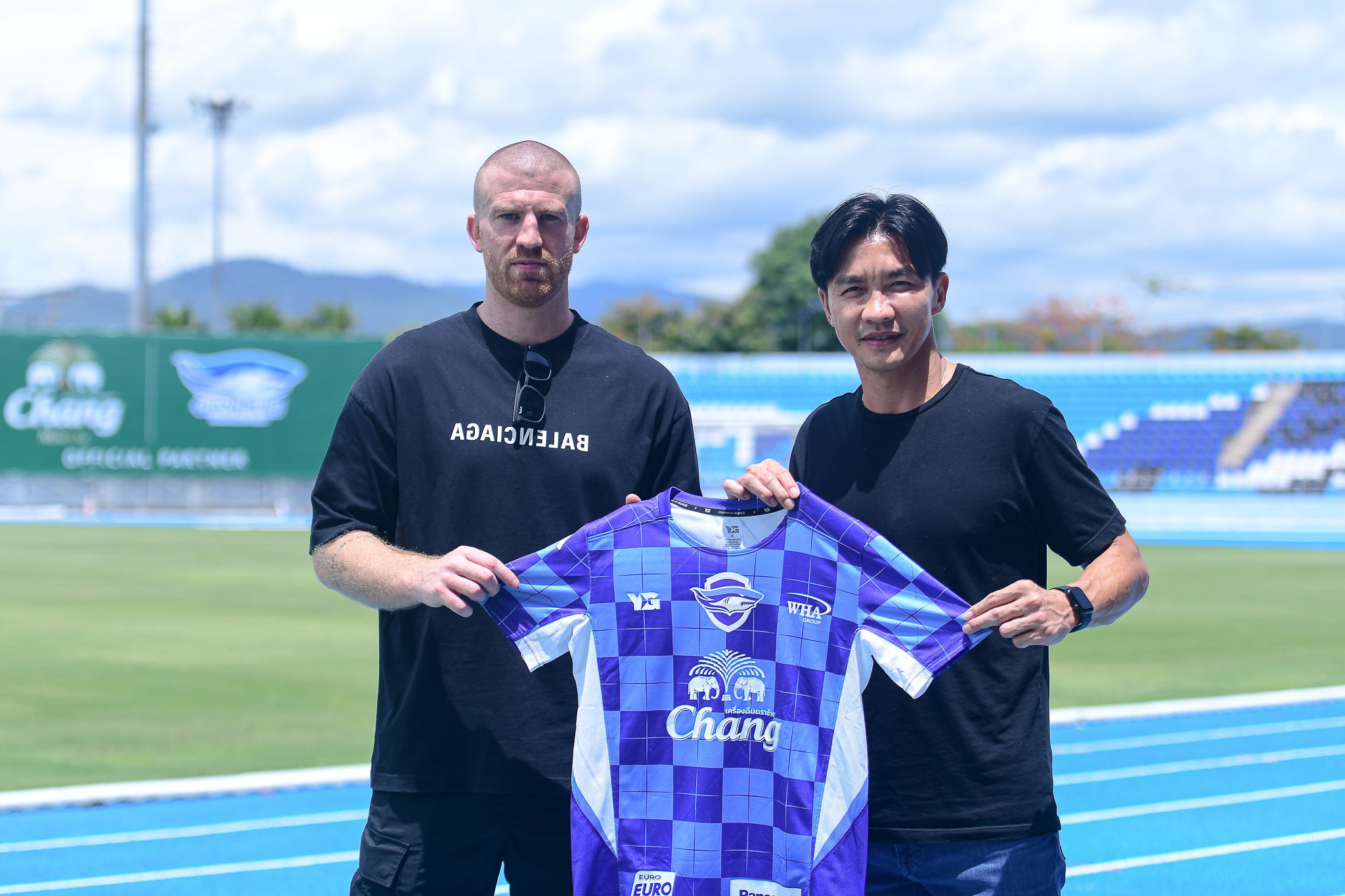 ชาร์ลี คลัฟ